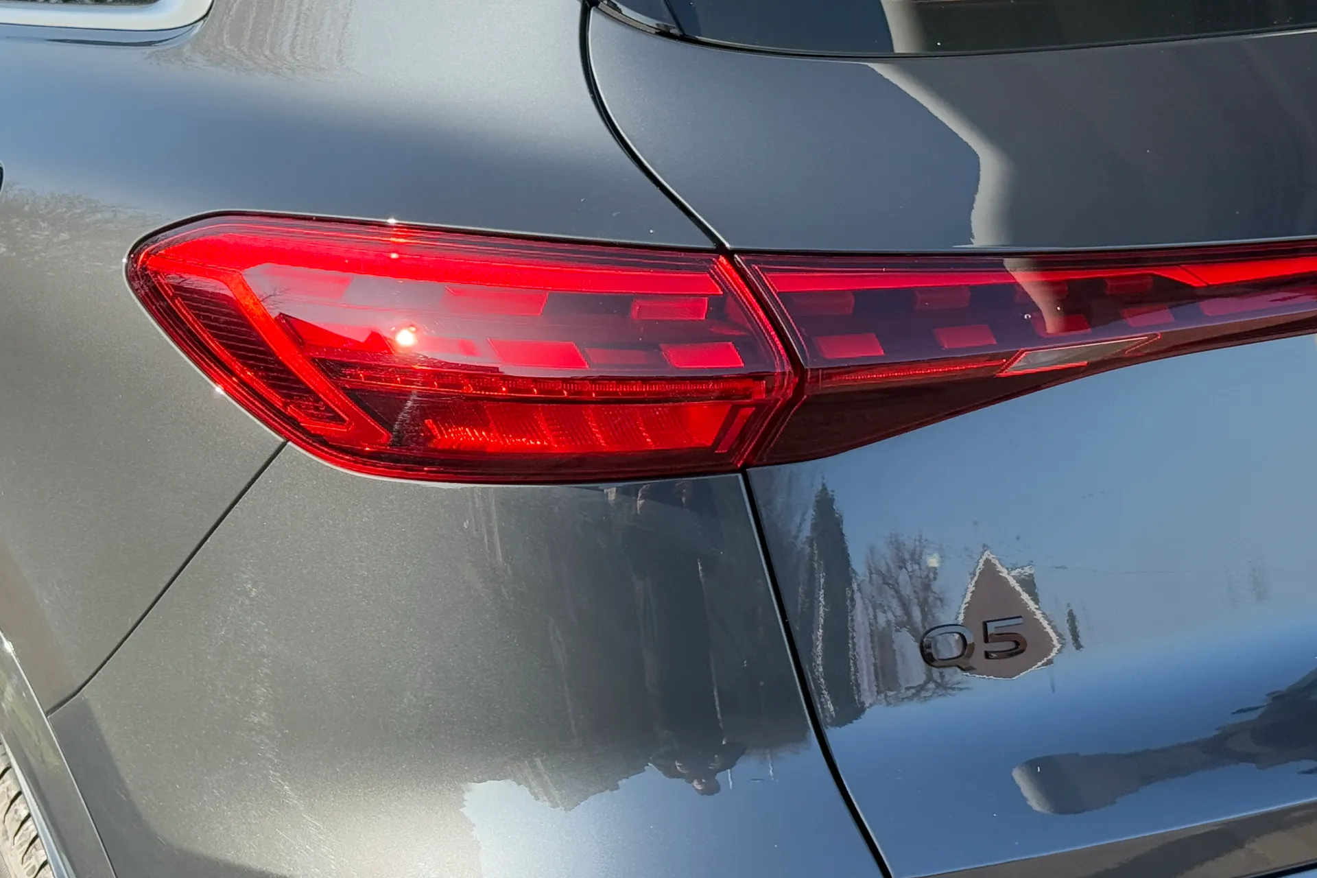 Audi Q5 thumbnail image number 37