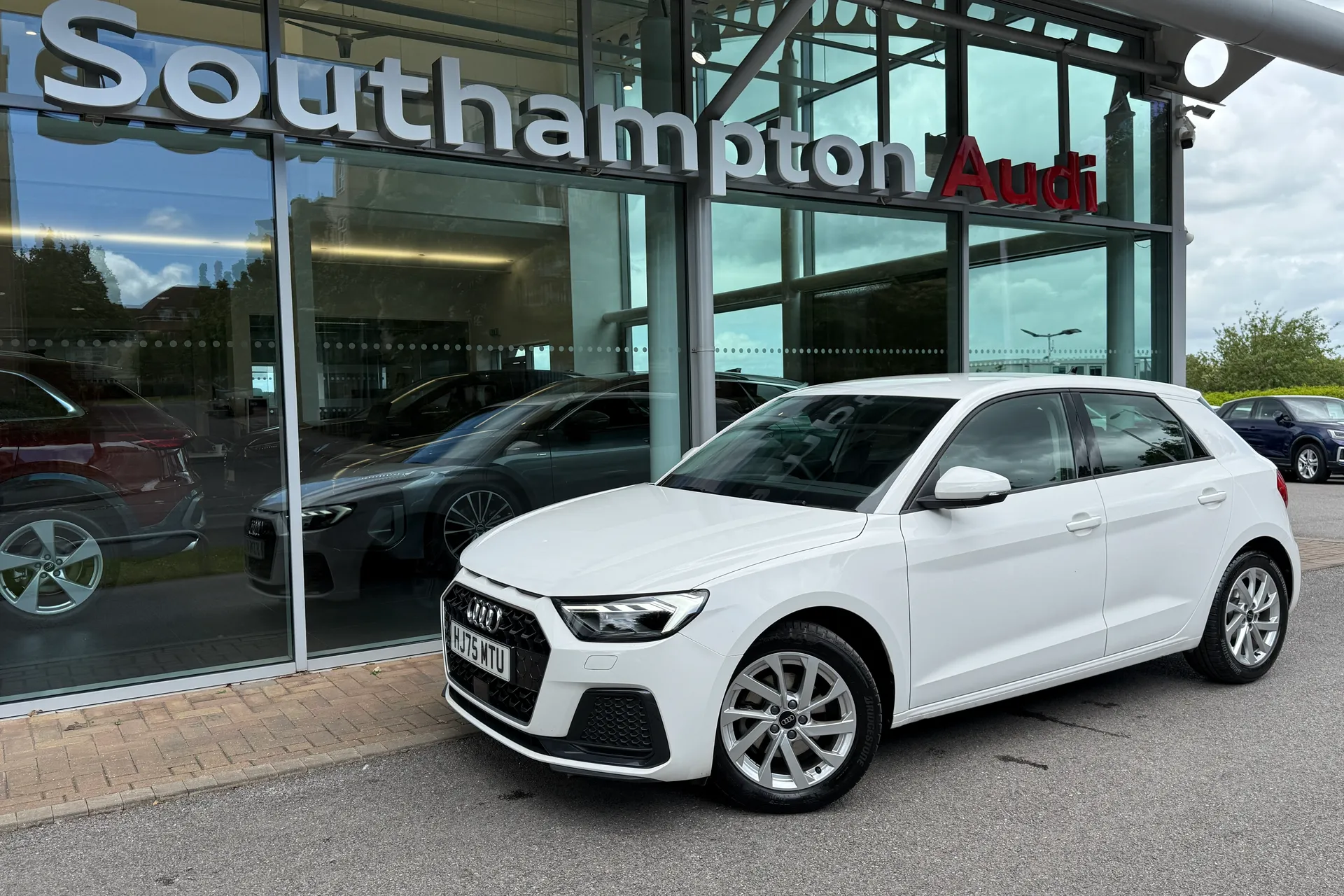 Audi A1 thumbnail image number 55