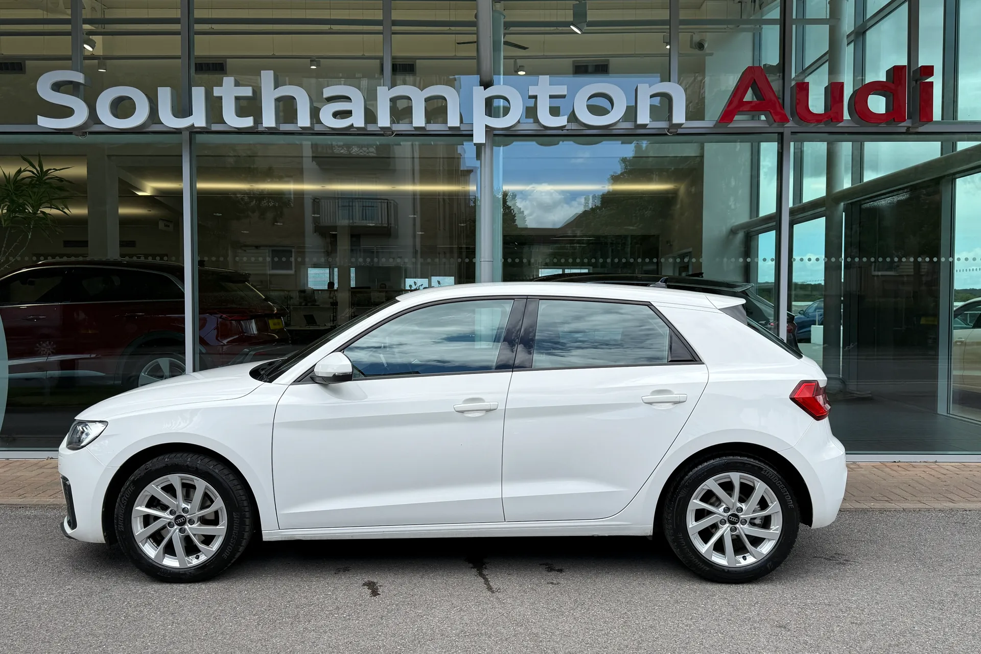 Audi A1 thumbnail image number 48