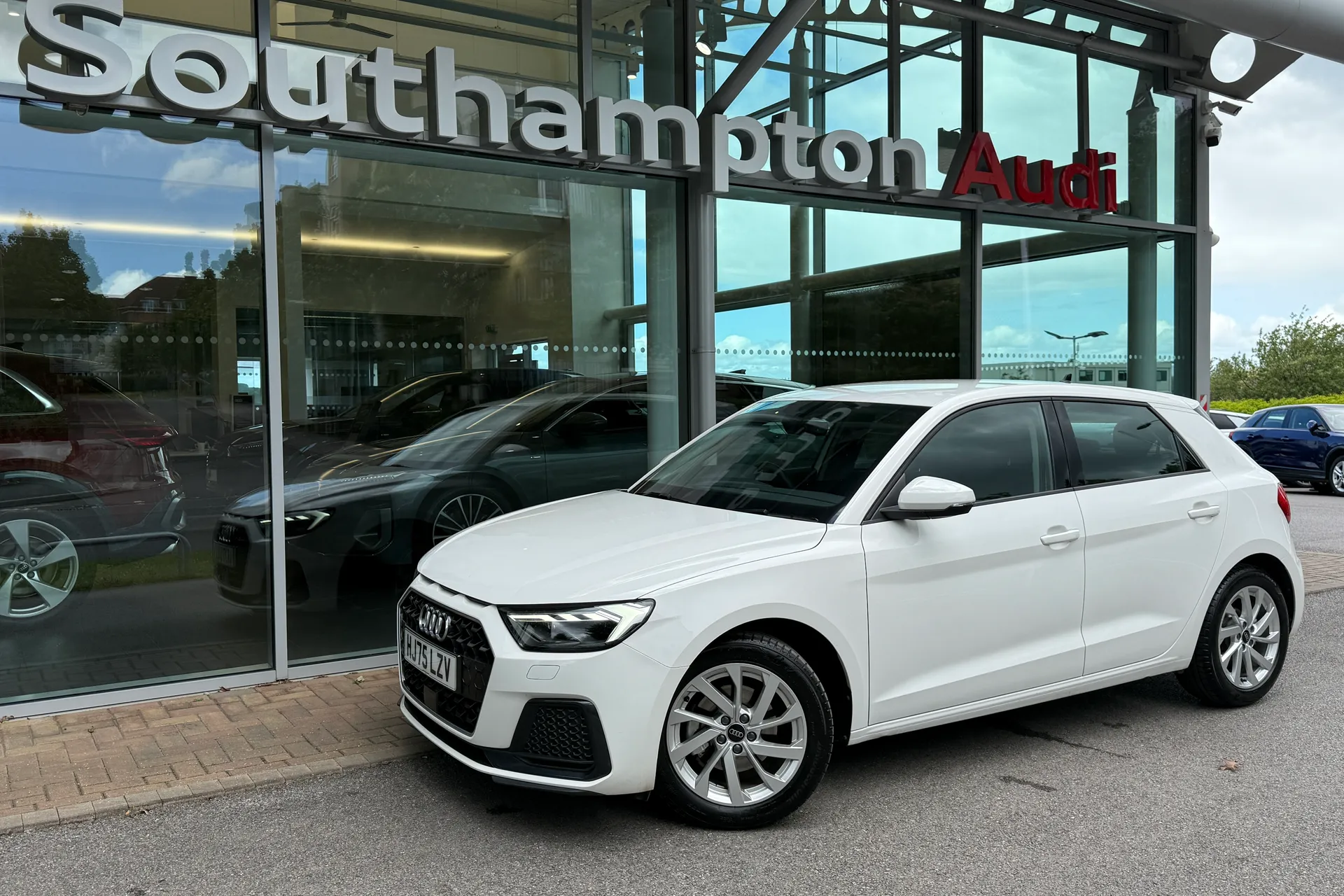 Audi A1 thumbnail image number 56