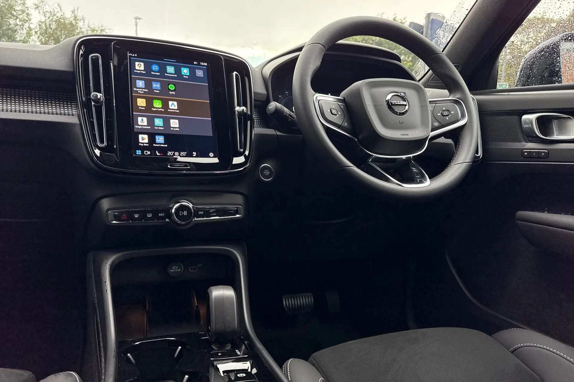 Volvo XC40 thumbnail image number 34