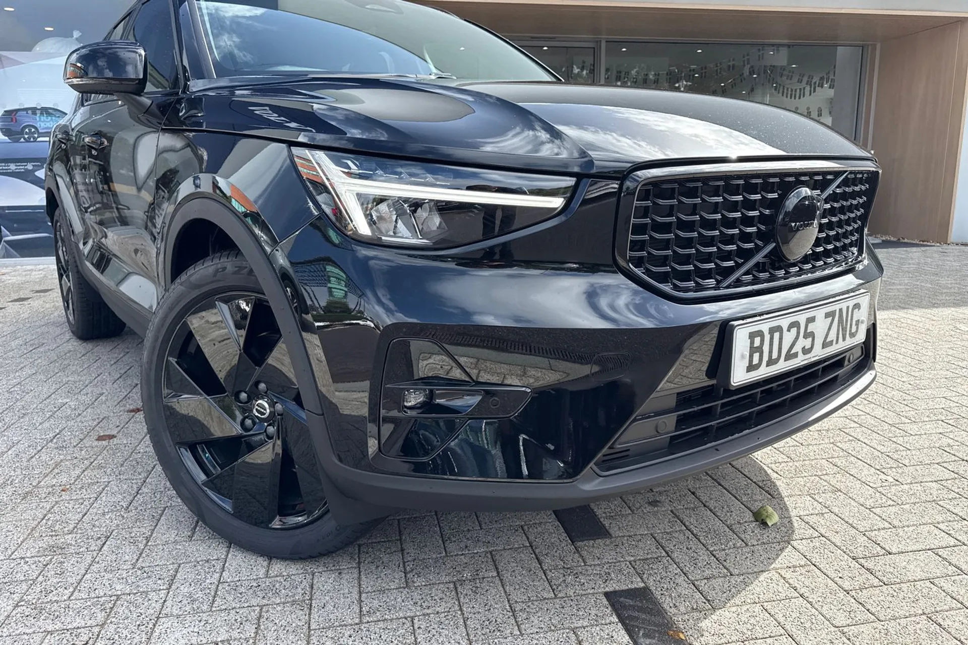 Volvo XC40 thumbnail image number 6