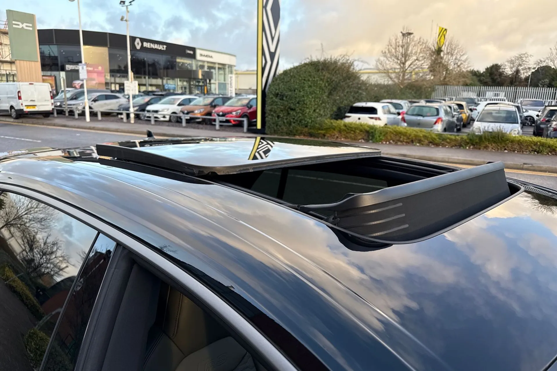 Audi RS Q8 thumbnail image number 13