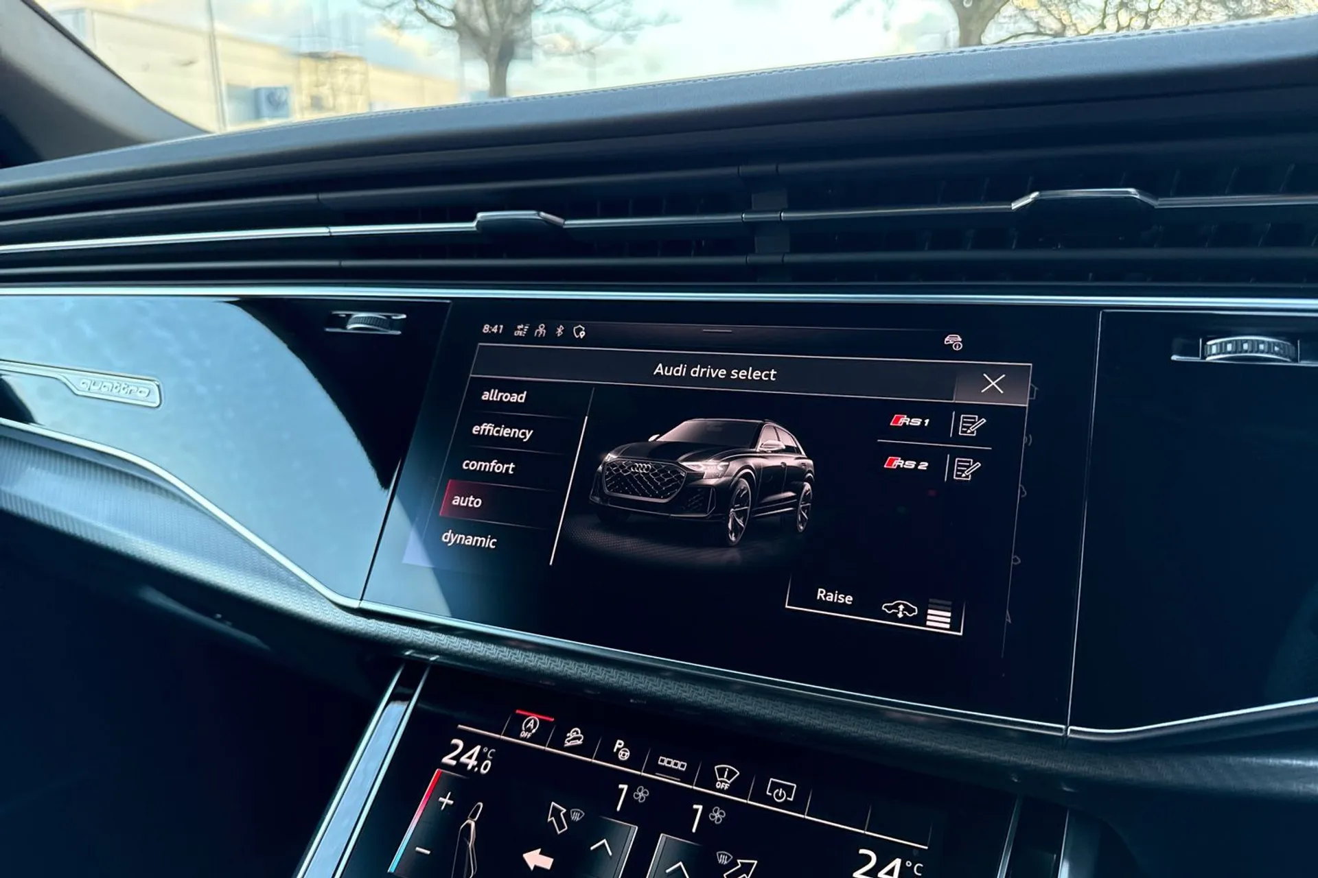 Audi RS Q8 thumbnail image number 60