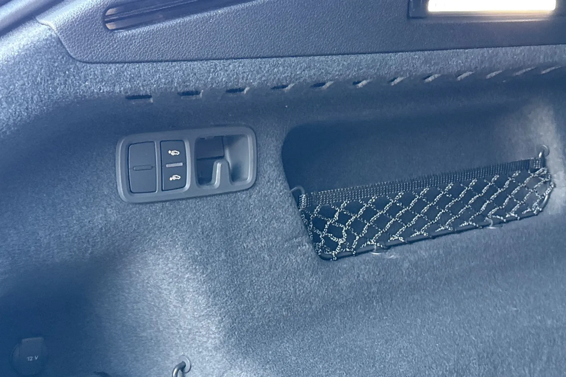 Audi RS Q8 thumbnail image number 61