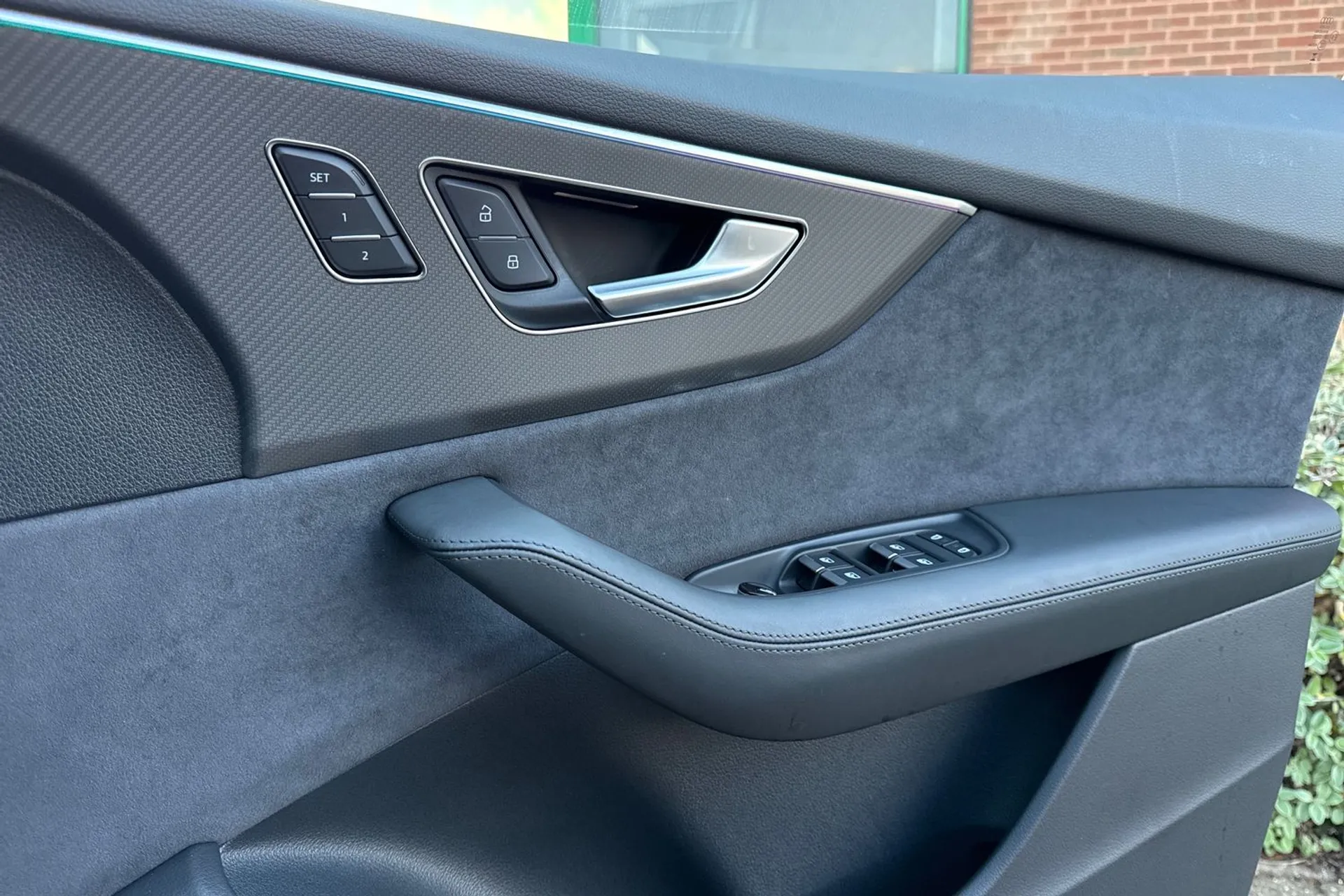 Audi RS Q8 thumbnail image number 54