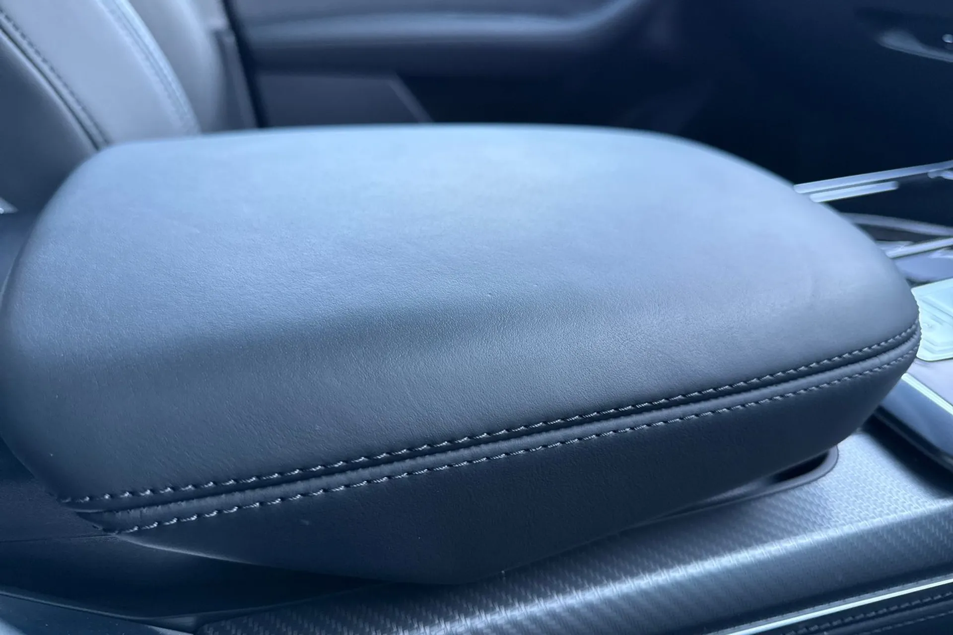 Audi RS Q8 thumbnail image number 57