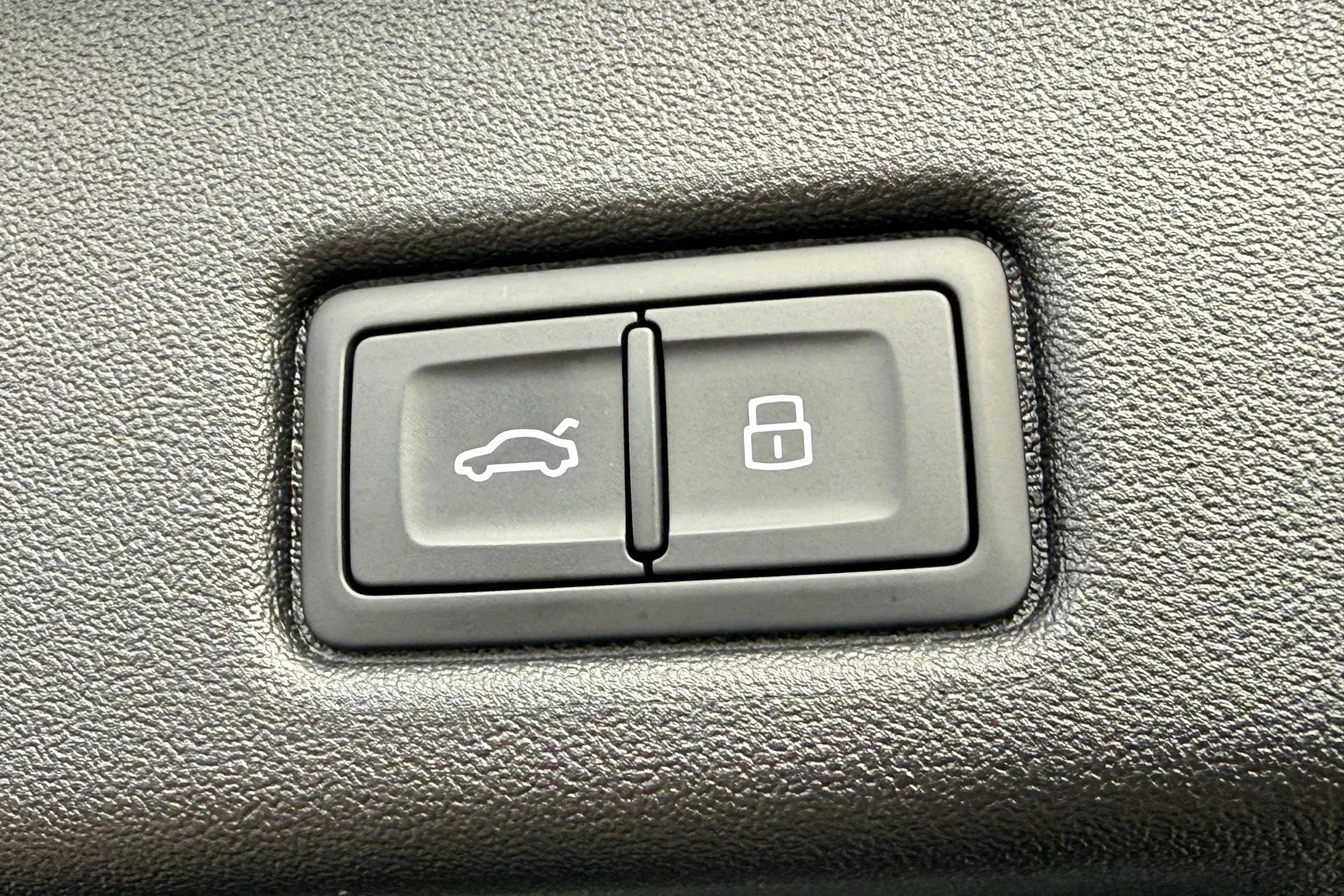 Audi Q5 thumbnail image number 44