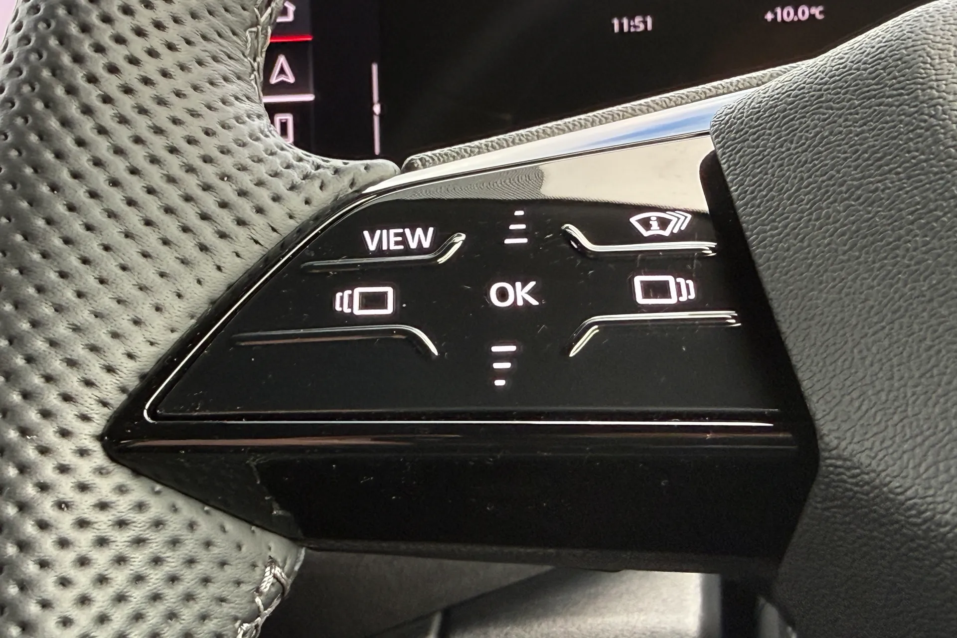 Audi Q5 thumbnail image number 24