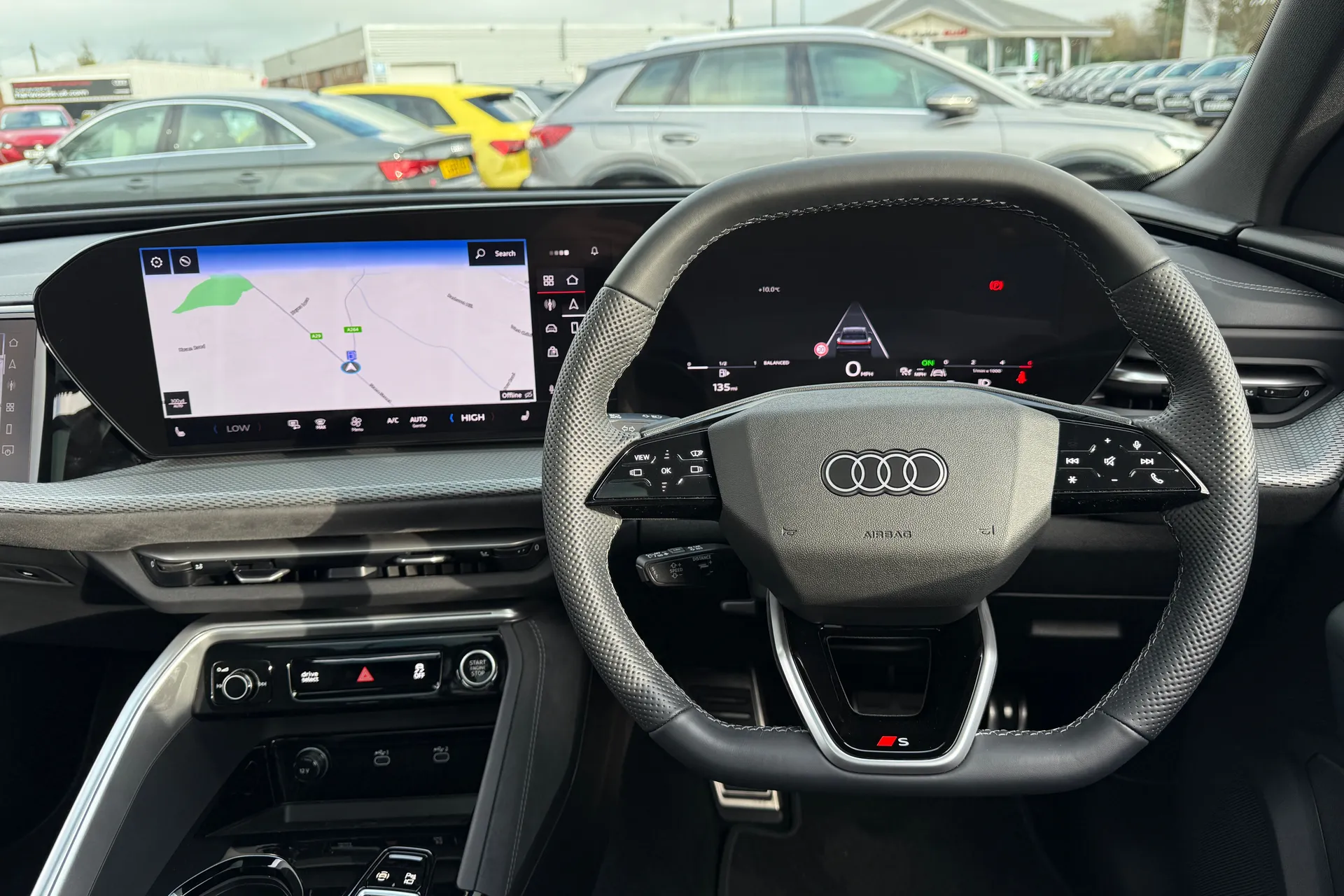 Audi Q5 thumbnail image number 6