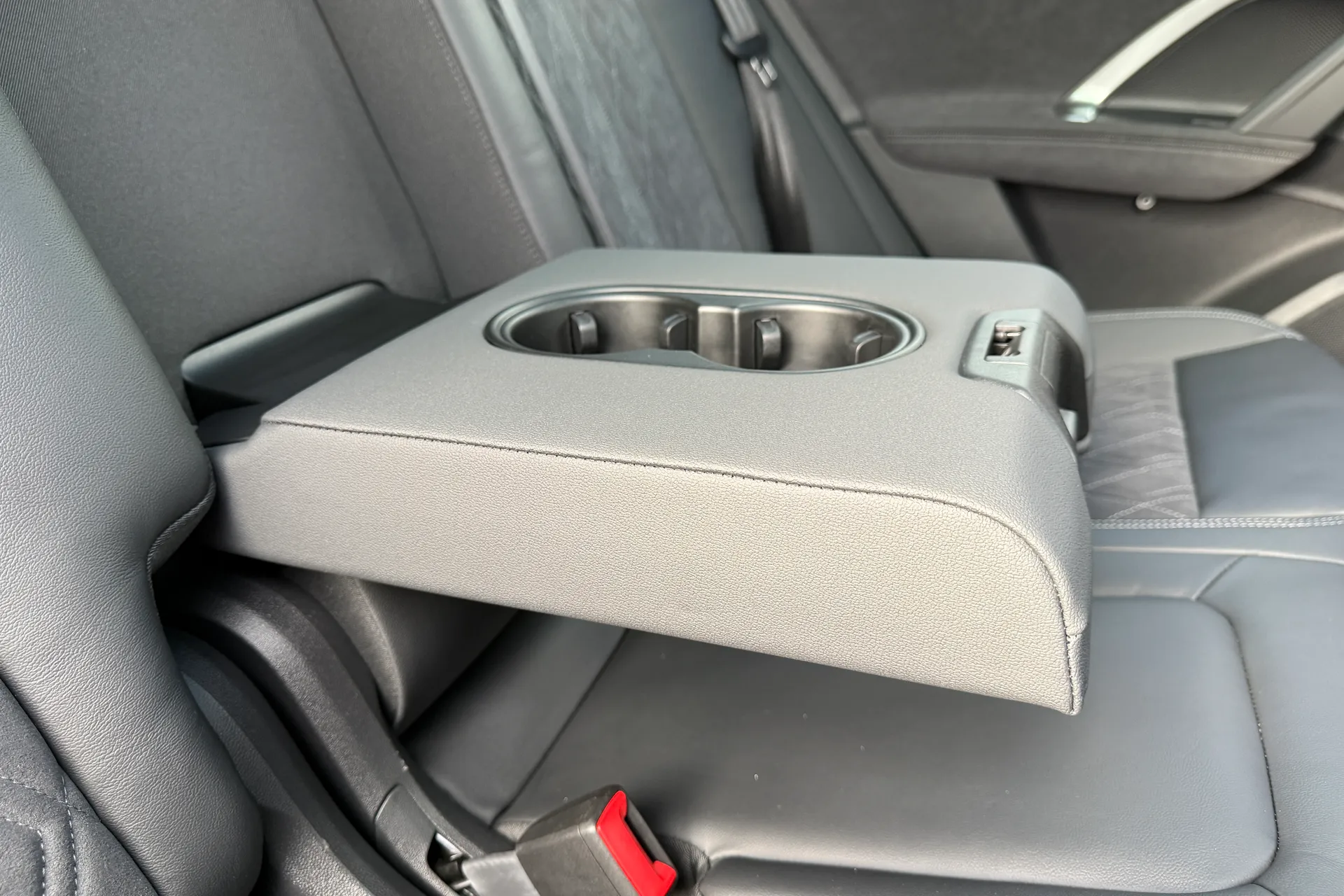 Audi Q5 thumbnail image number 52