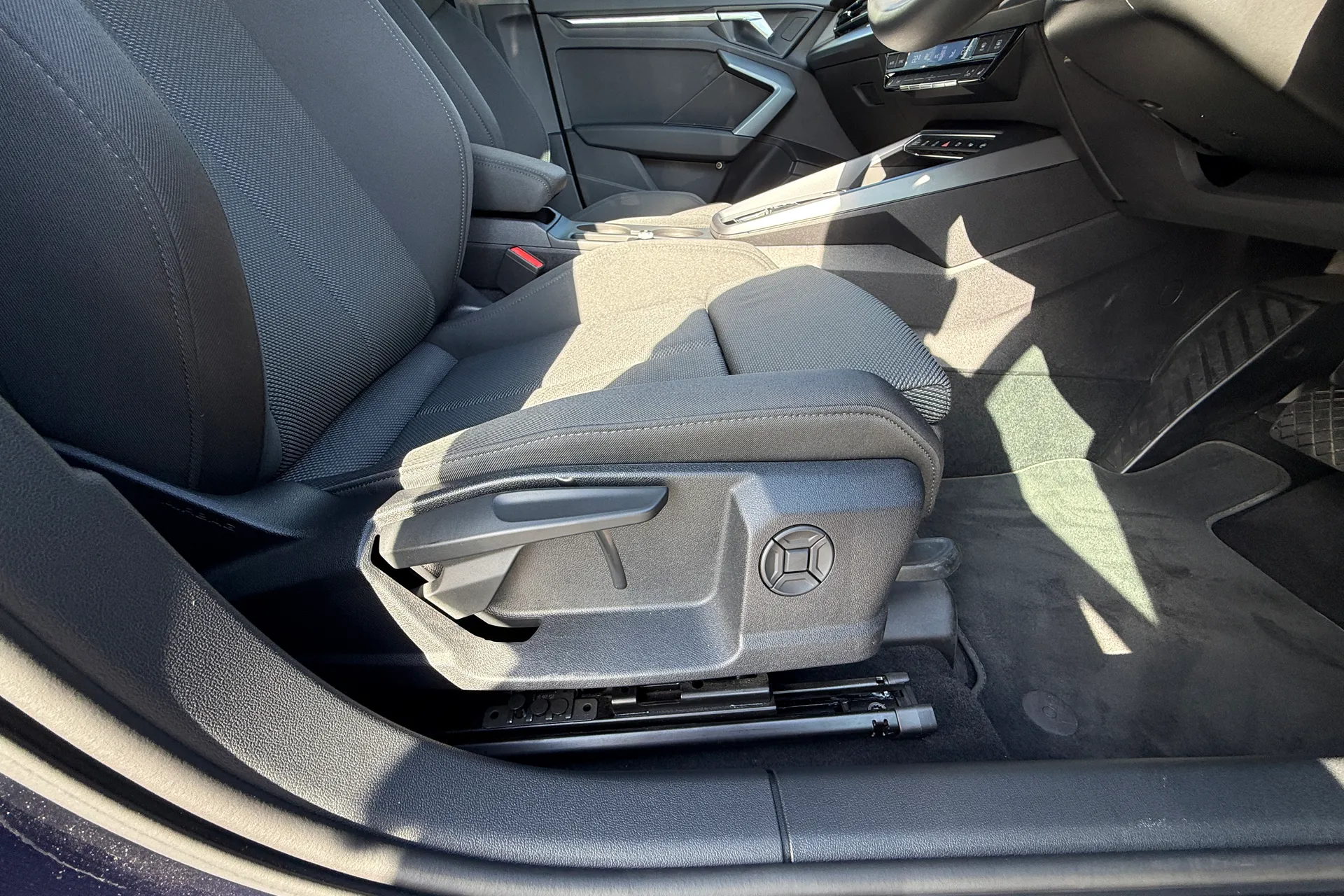 Audi A3 thumbnail image number 28