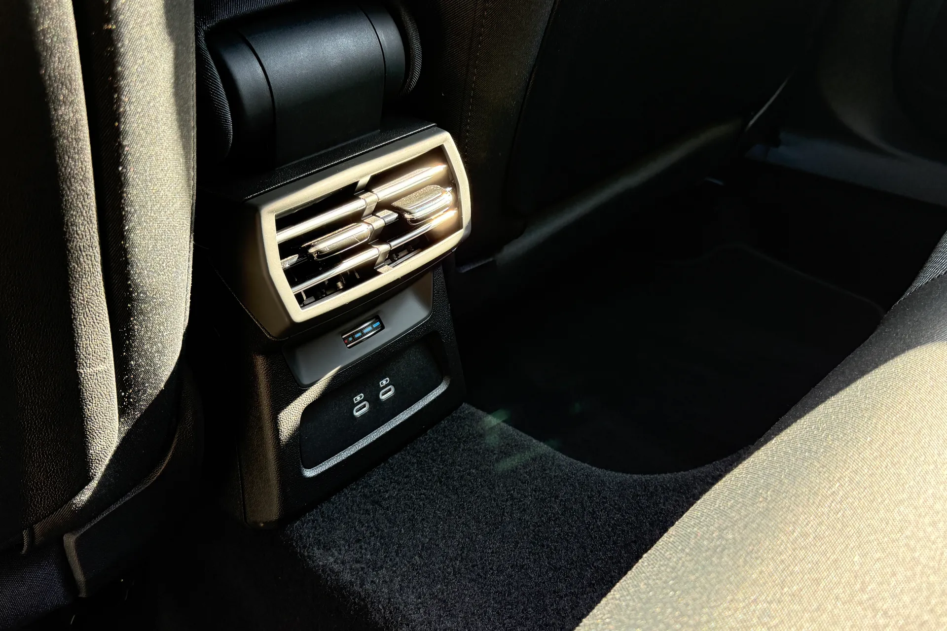 Audi A3 thumbnail image number 38