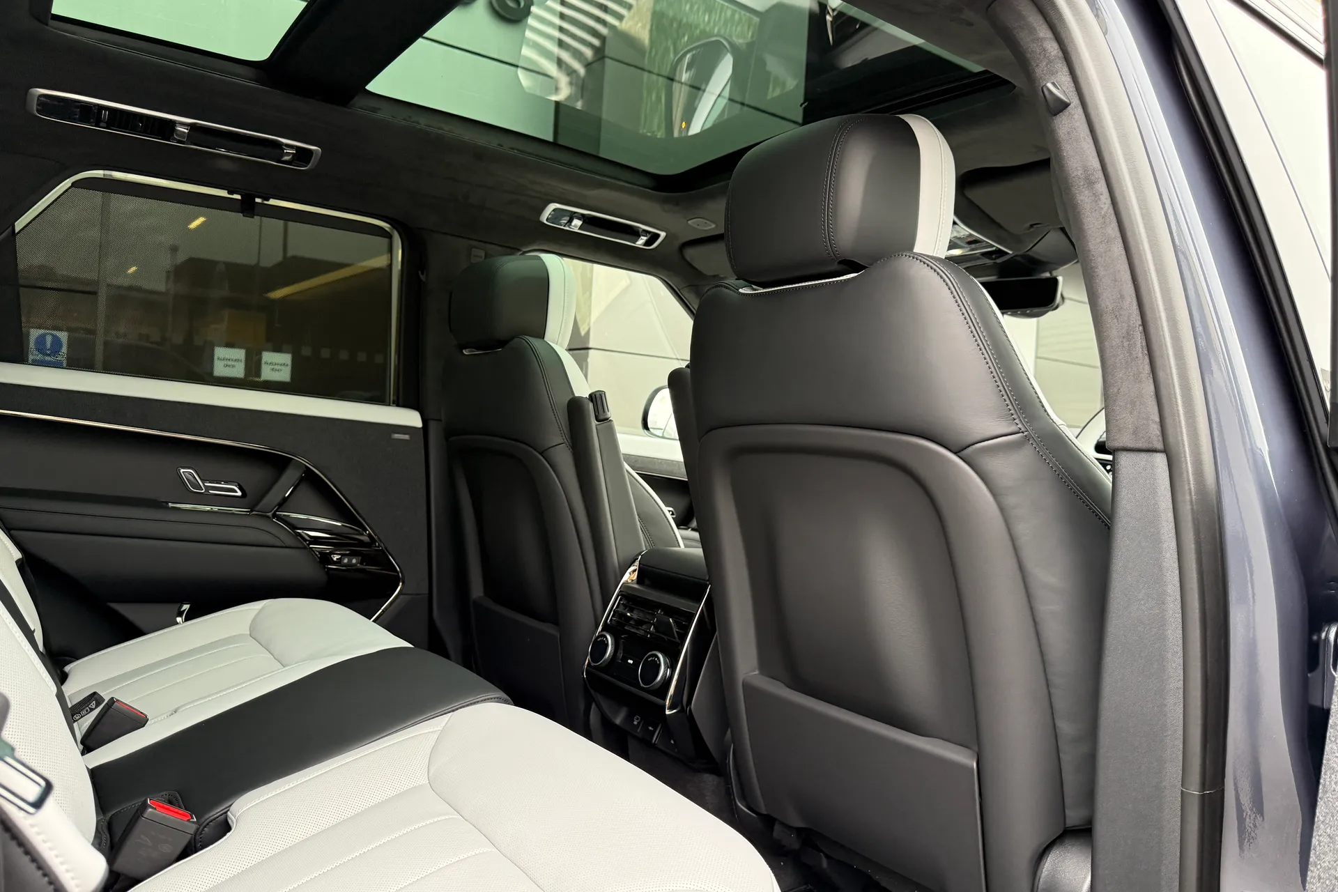 LAND ROVER RANGE ROVER SPORT thumbnail image number 51