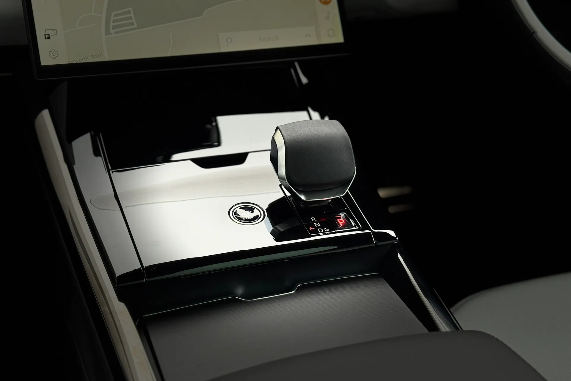 LAND ROVER RANGE ROVER SPORT thumbnail image number 59