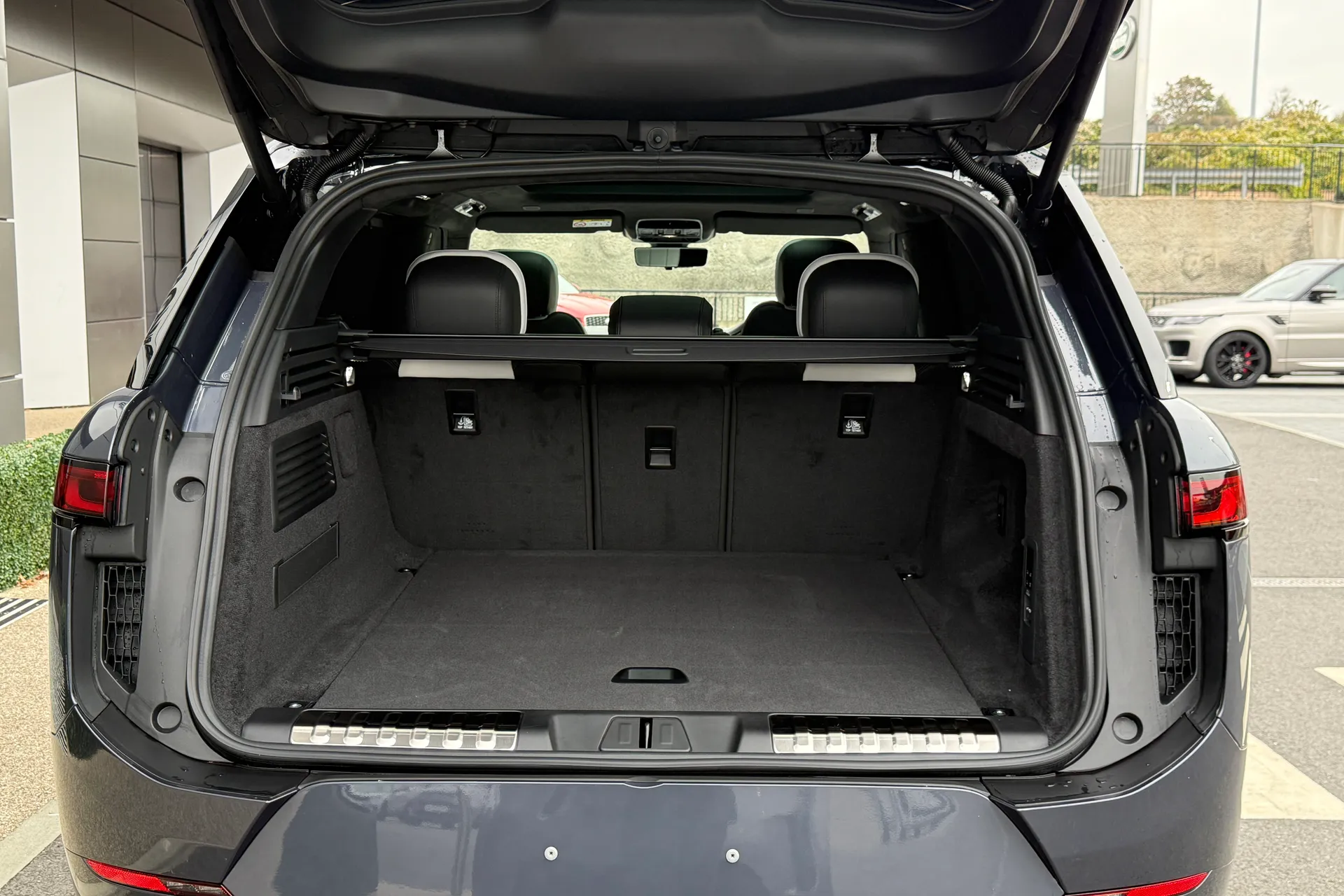 LAND ROVER RANGE ROVER SPORT thumbnail image number 63