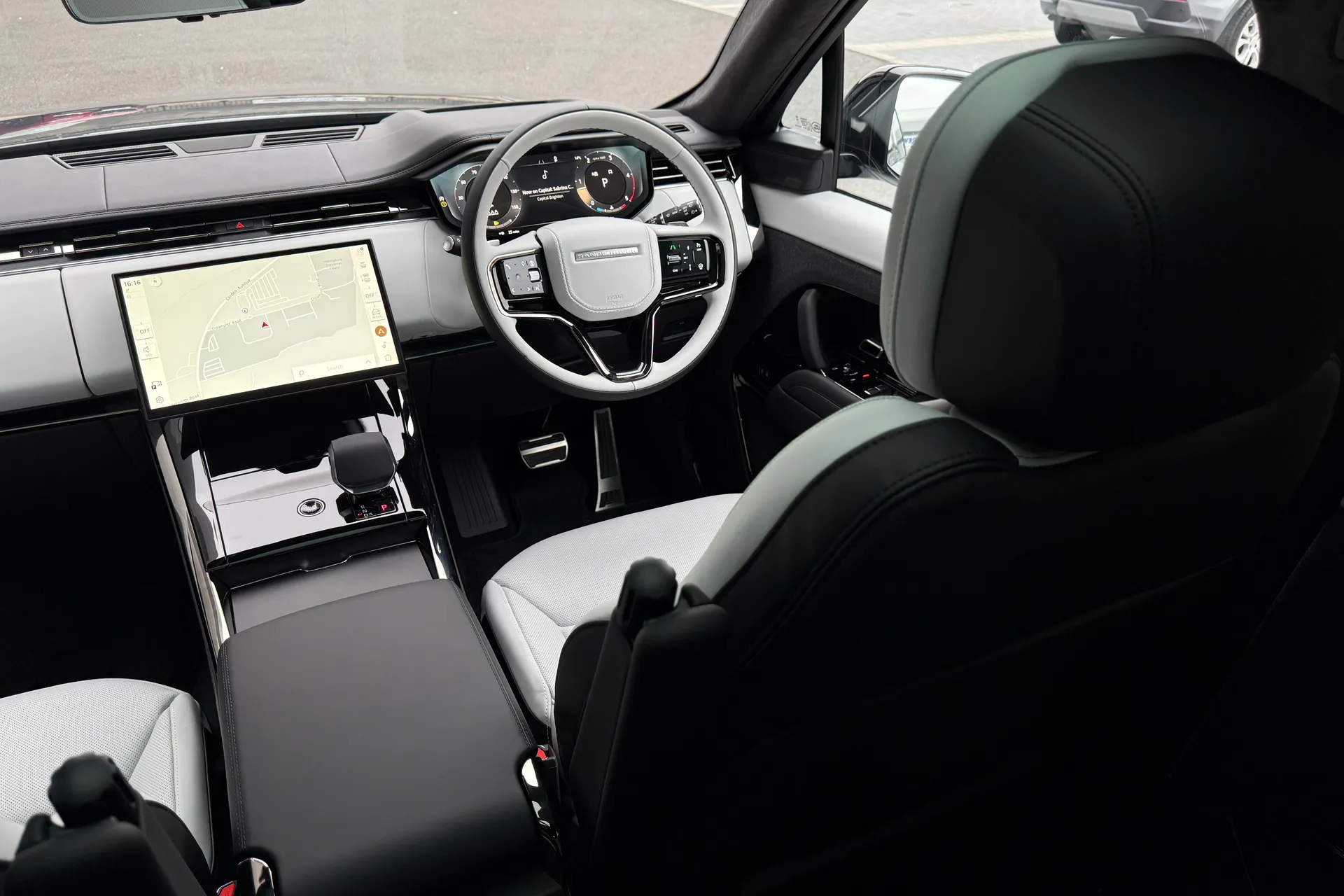 LAND ROVER RANGE ROVER SPORT thumbnail image number 57