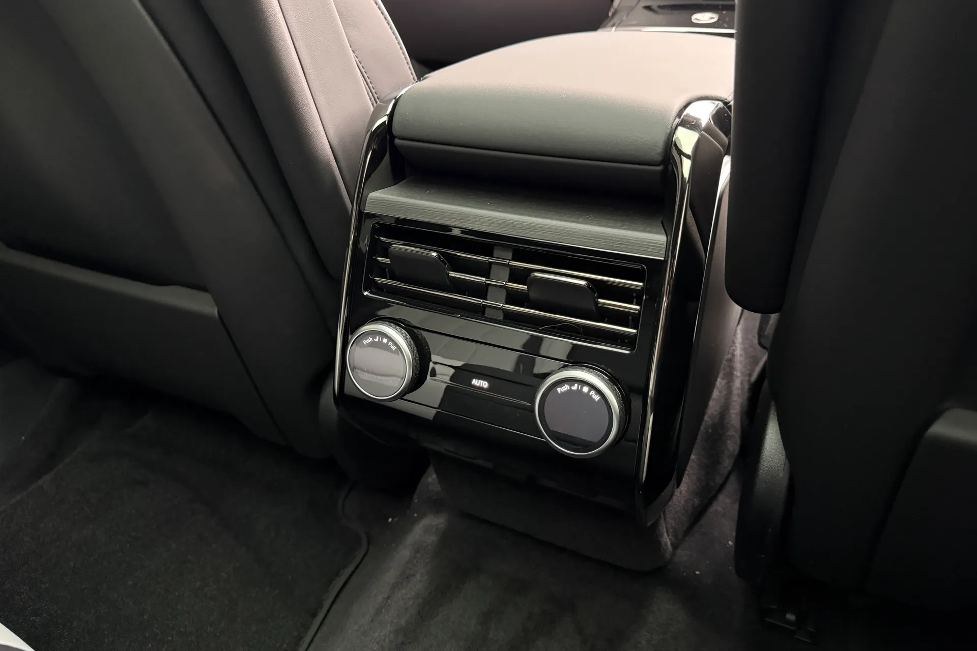 LAND ROVER RANGE ROVER SPORT thumbnail image number 52