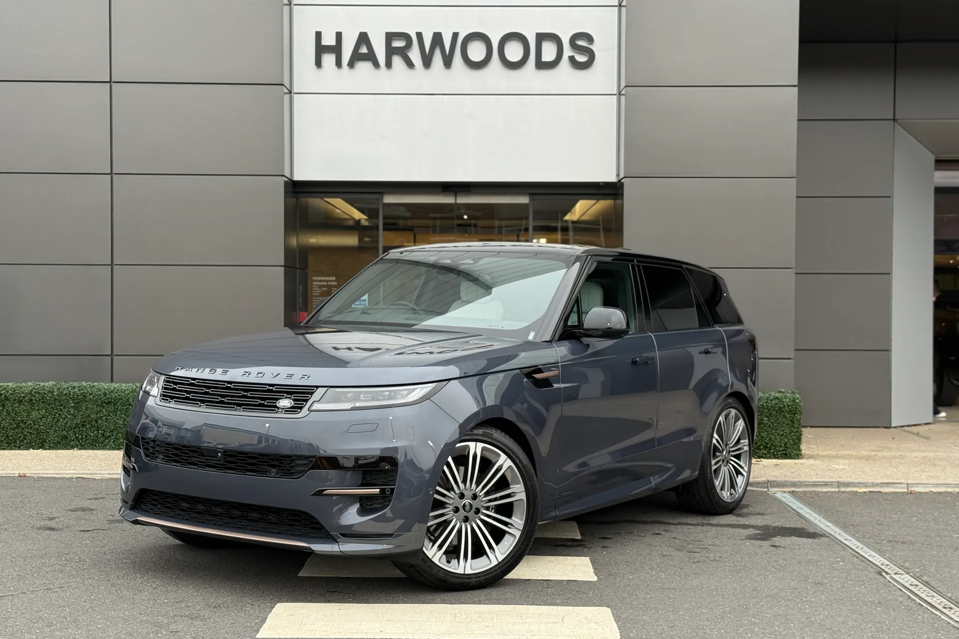 LAND ROVER RANGE ROVER SPORT thumbnail image number 7