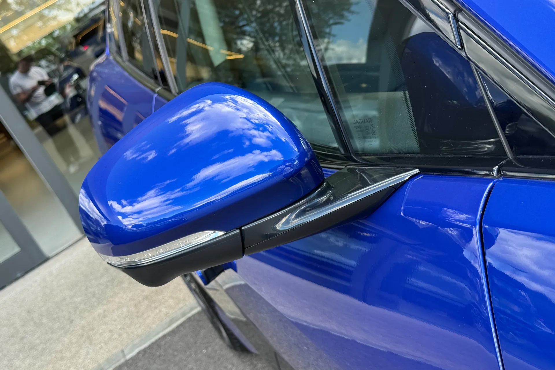 Jaguar I-PACE thumbnail image number 50