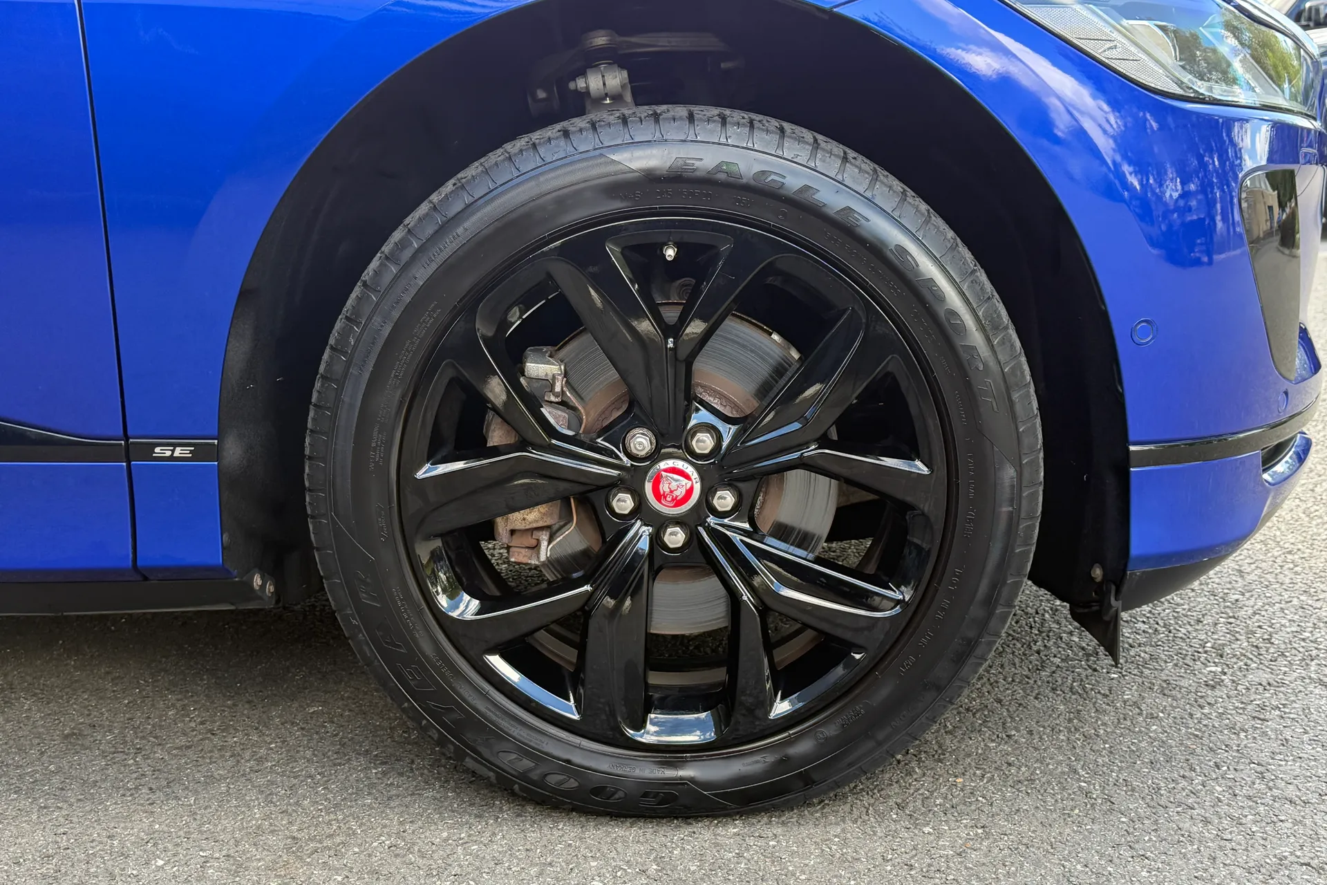 Jaguar I-PACE thumbnail image number 20