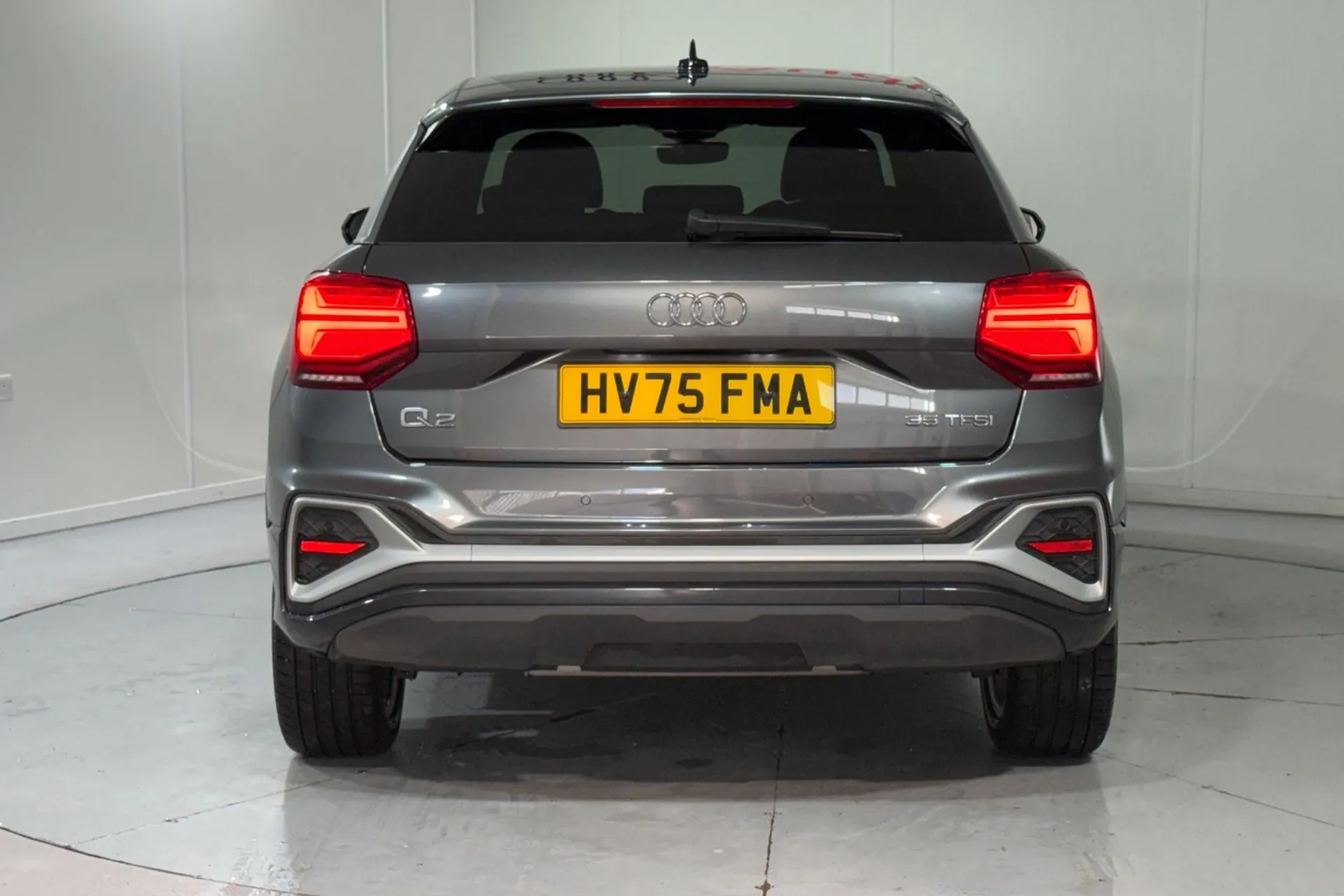 Audi Q2 thumbnail image number 8