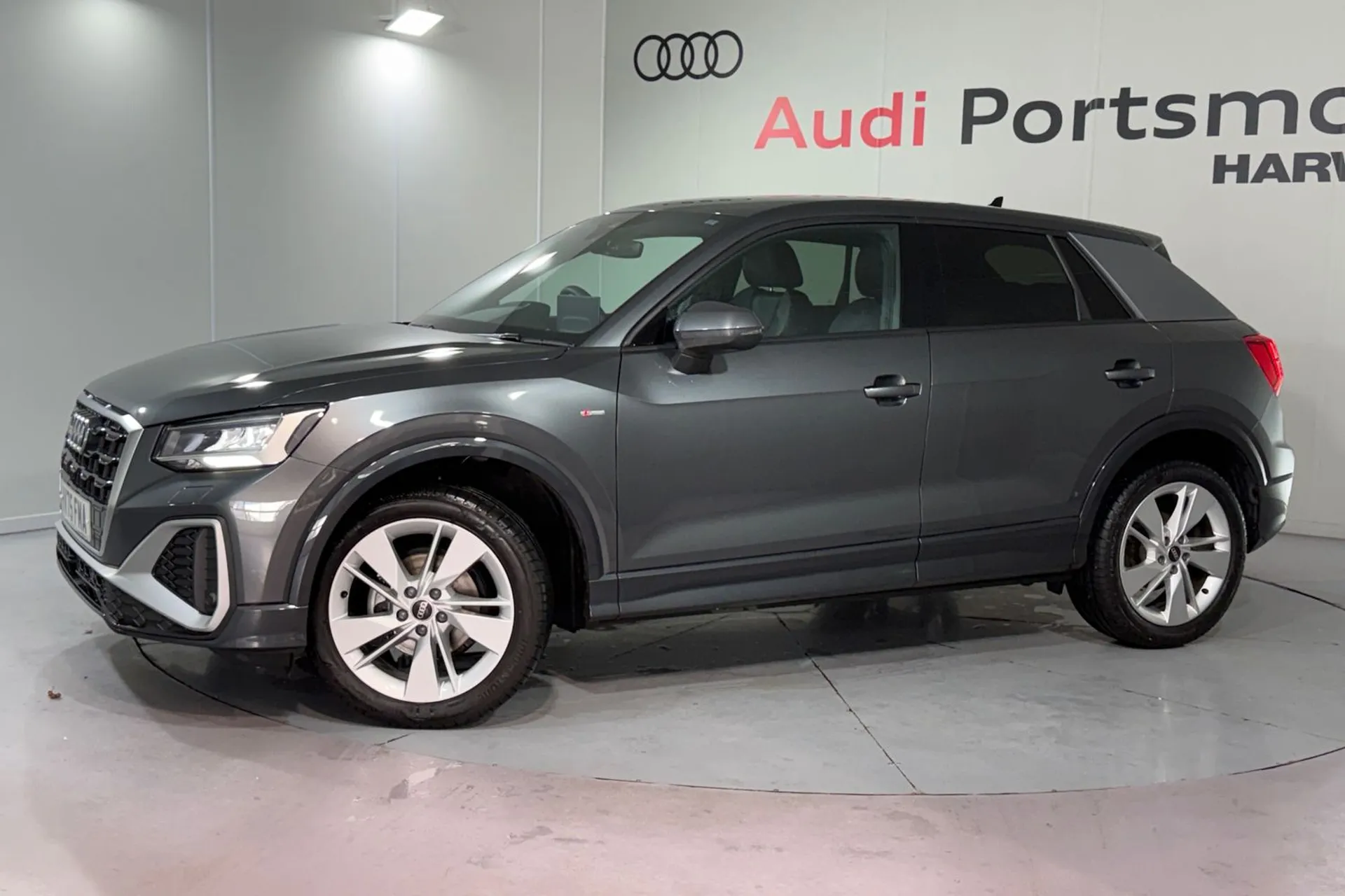Audi Q2 thumbnail image number 10