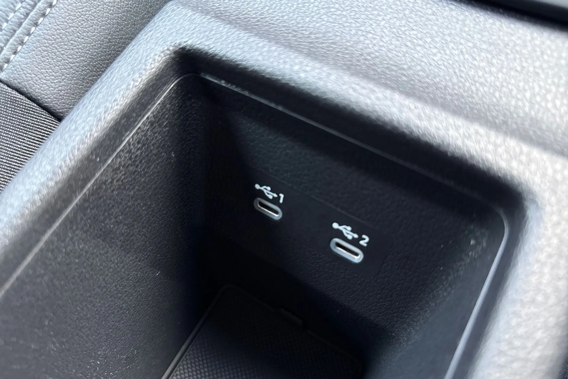 Audi Q2 thumbnail image number 31