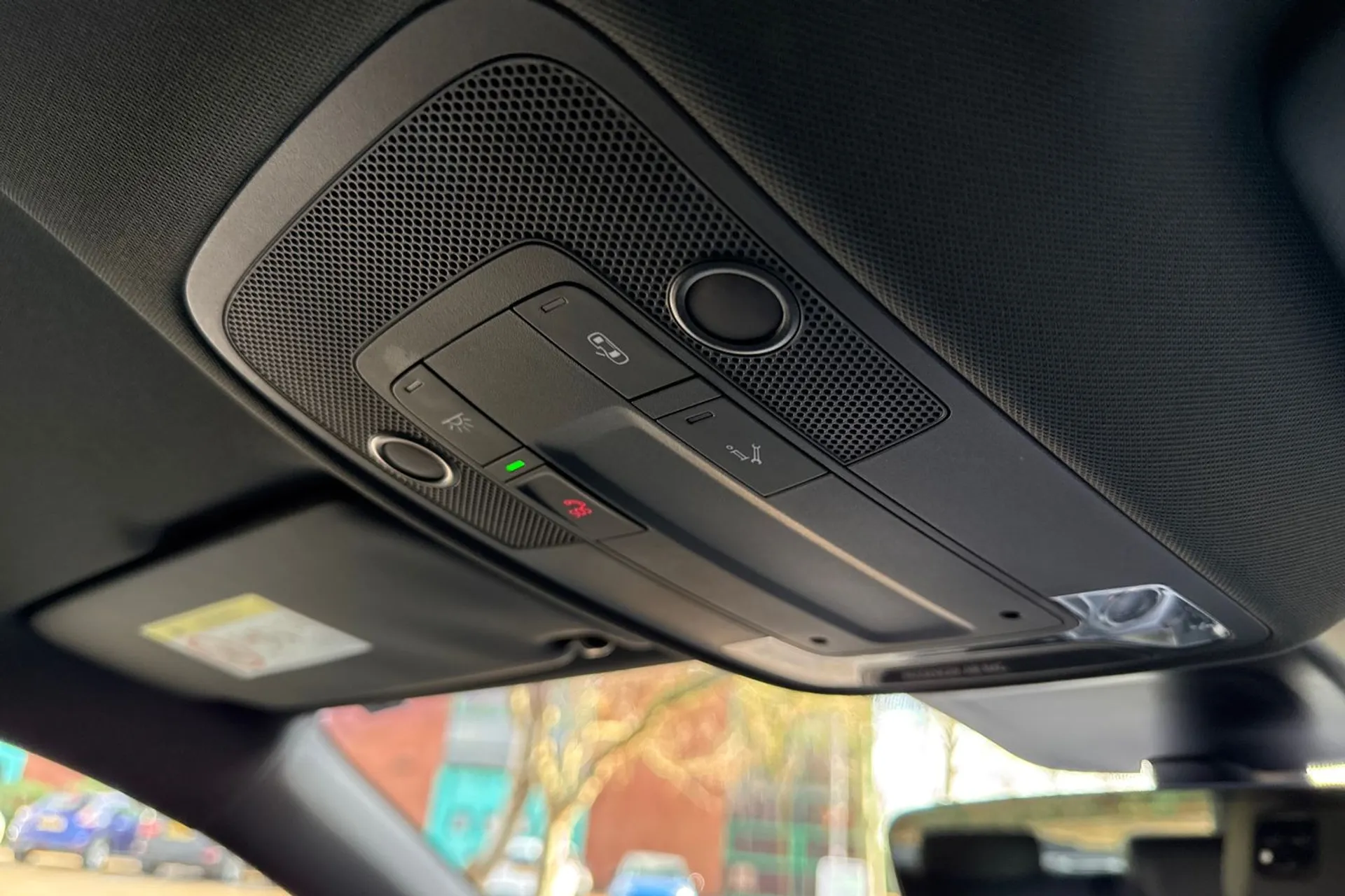 Audi Q2 thumbnail image number 38