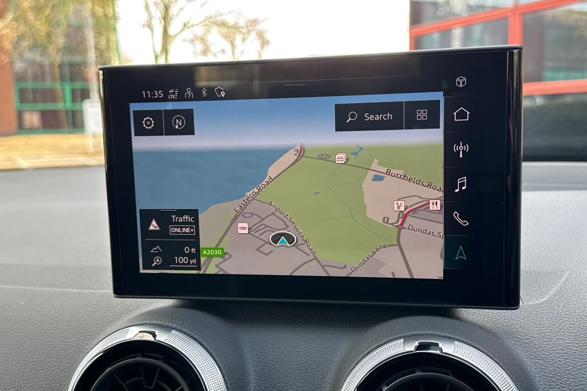 Audi Q2 thumbnail image number 4