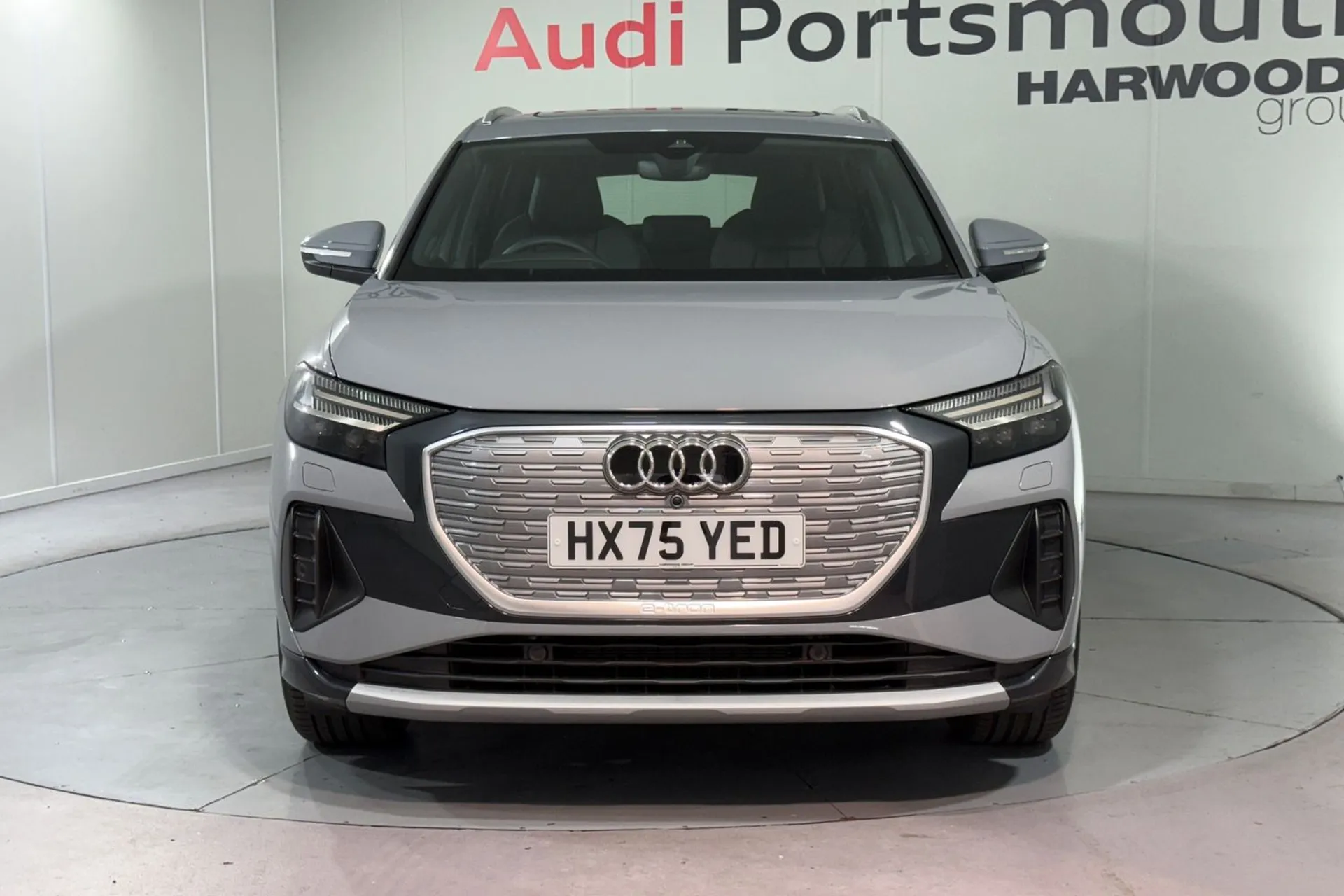 Audi Q4 thumbnail image number 12