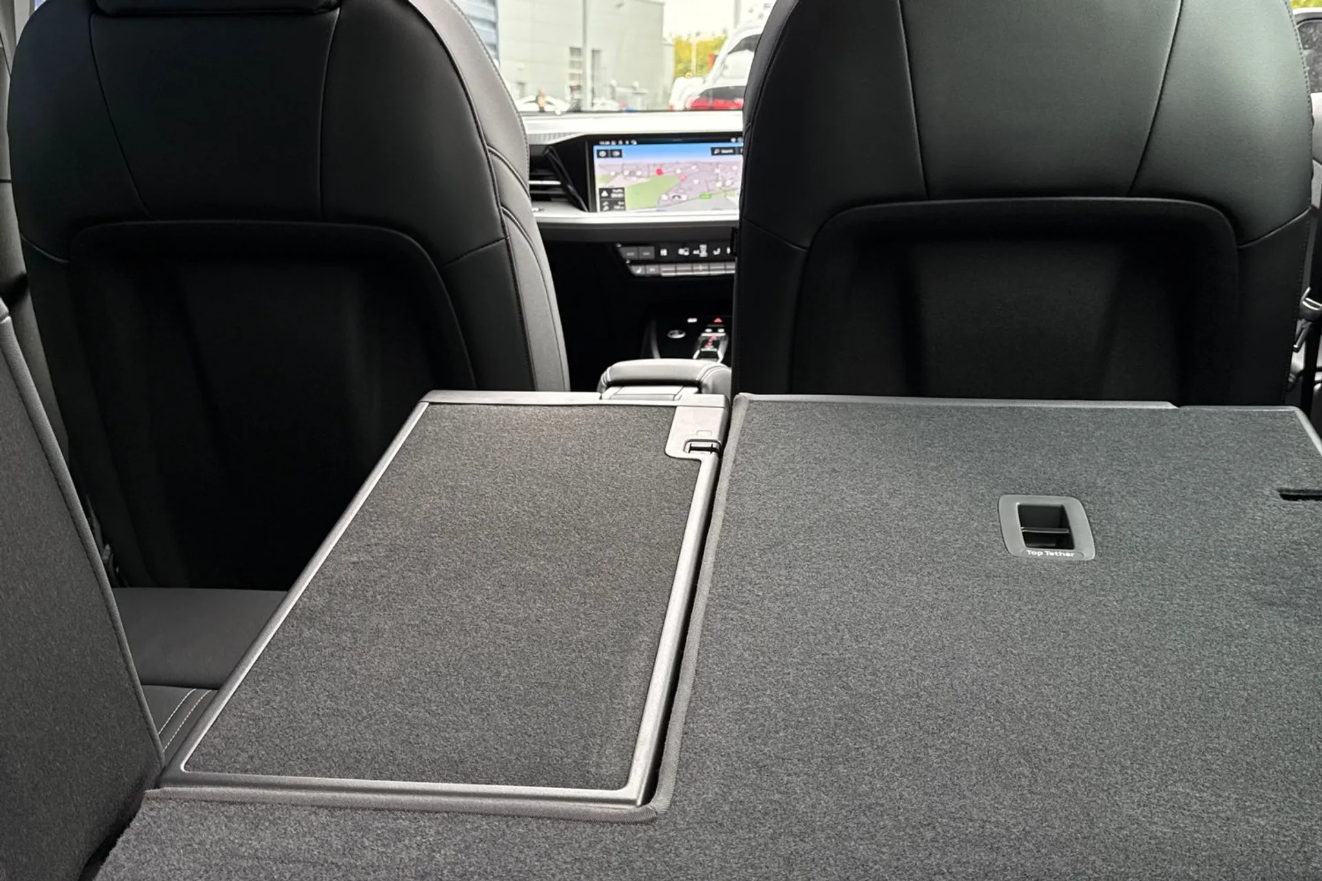 Audi Q4 thumbnail image number 21