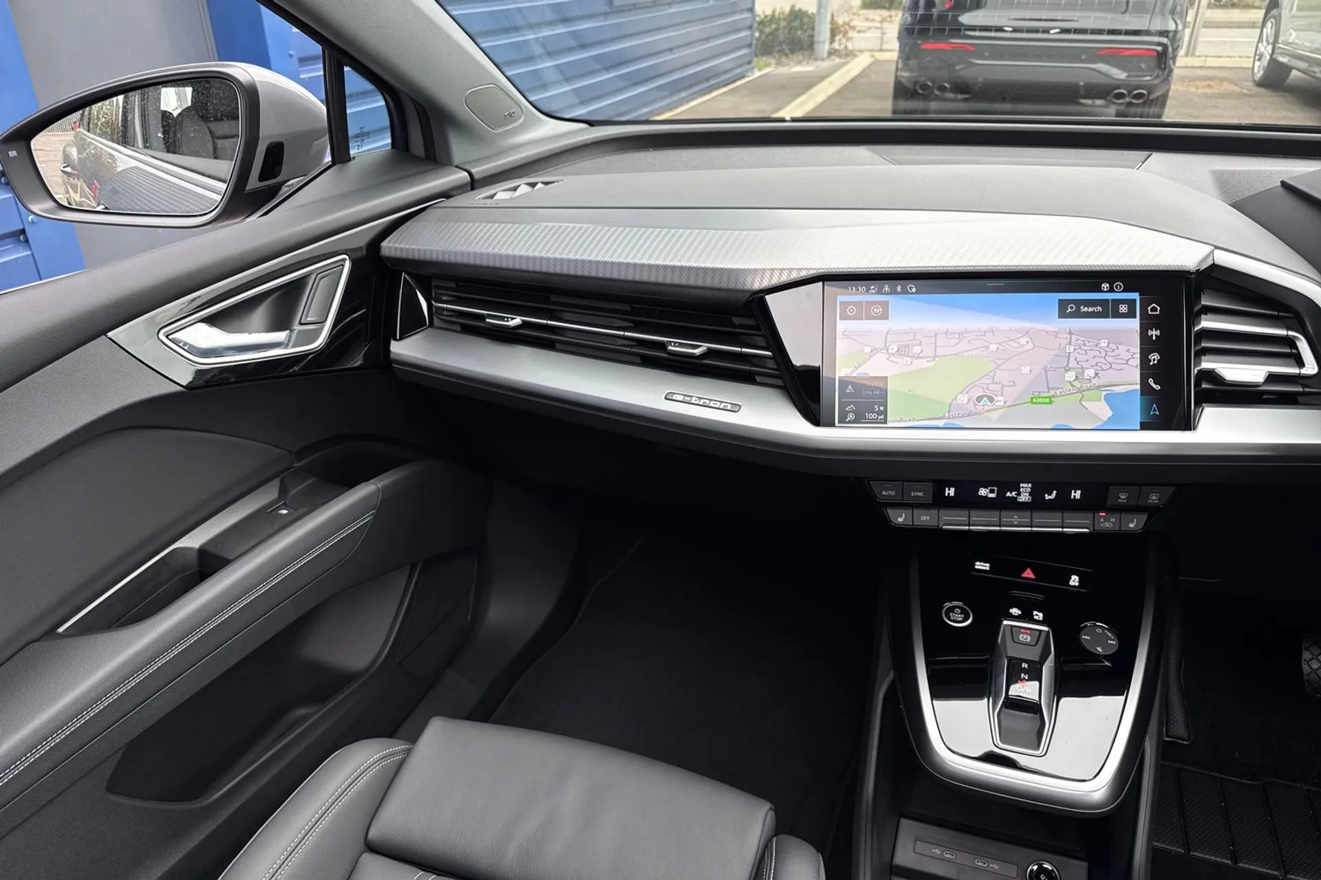 Audi Q4 thumbnail image number 34