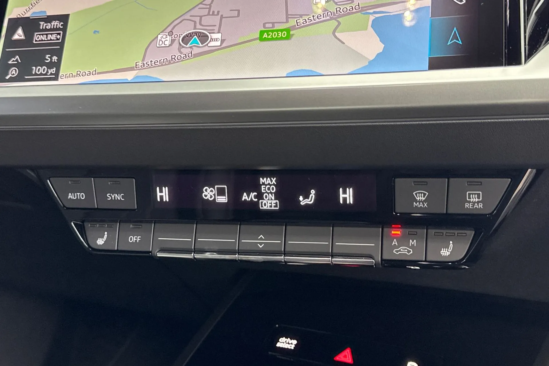 Audi Q4 thumbnail image number 42