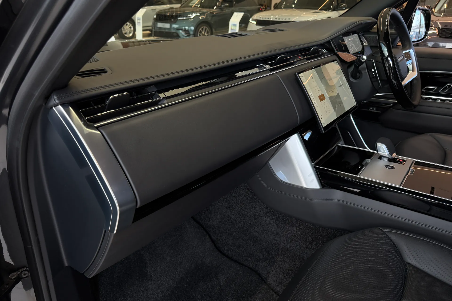 LAND ROVER RANGE ROVER thumbnail image number 53