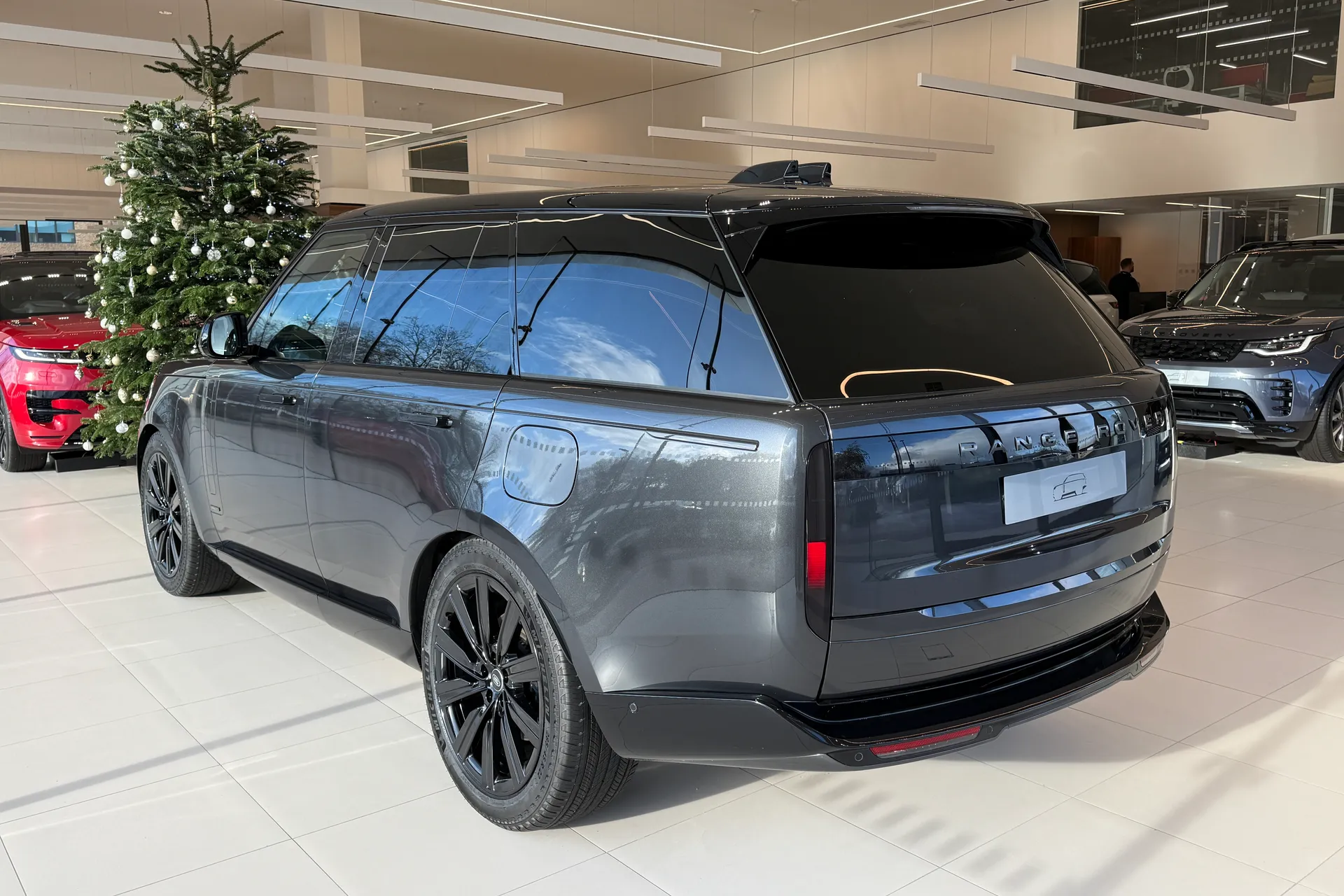 LAND ROVER RANGE ROVER thumbnail image number 18