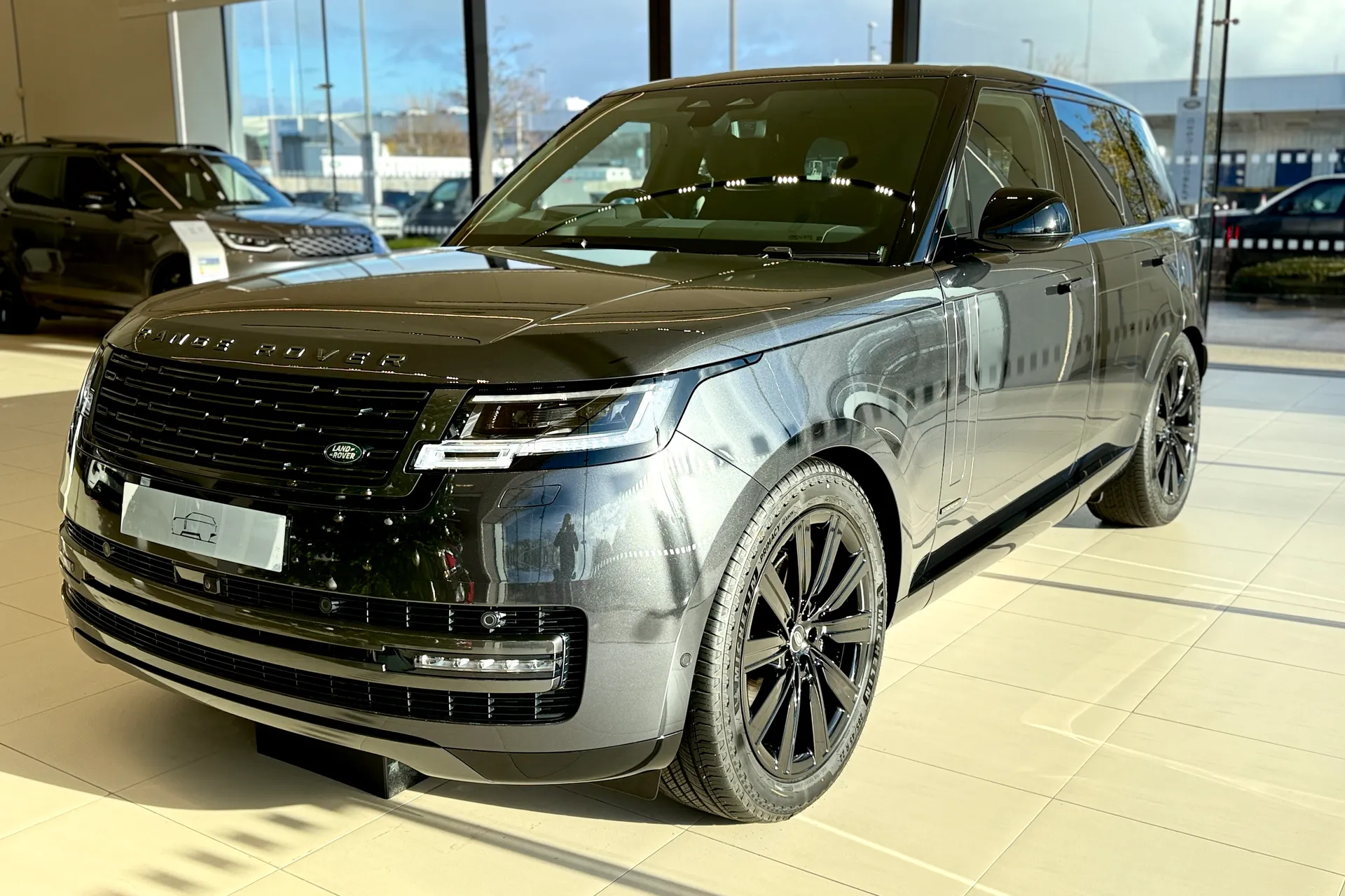 LAND ROVER RANGE ROVER thumbnail image number 19
