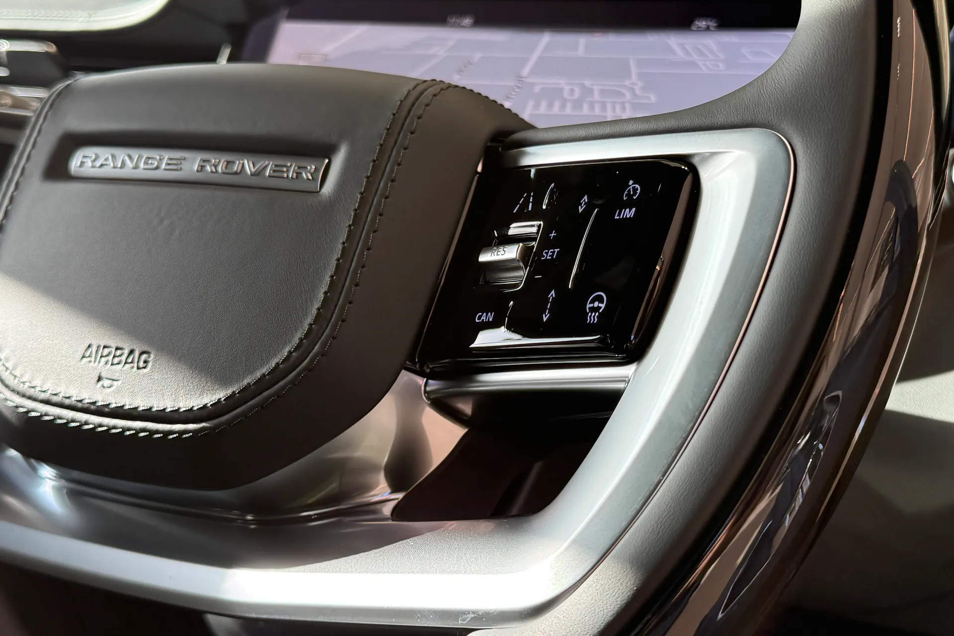 LAND ROVER RANGE ROVER thumbnail image number 60