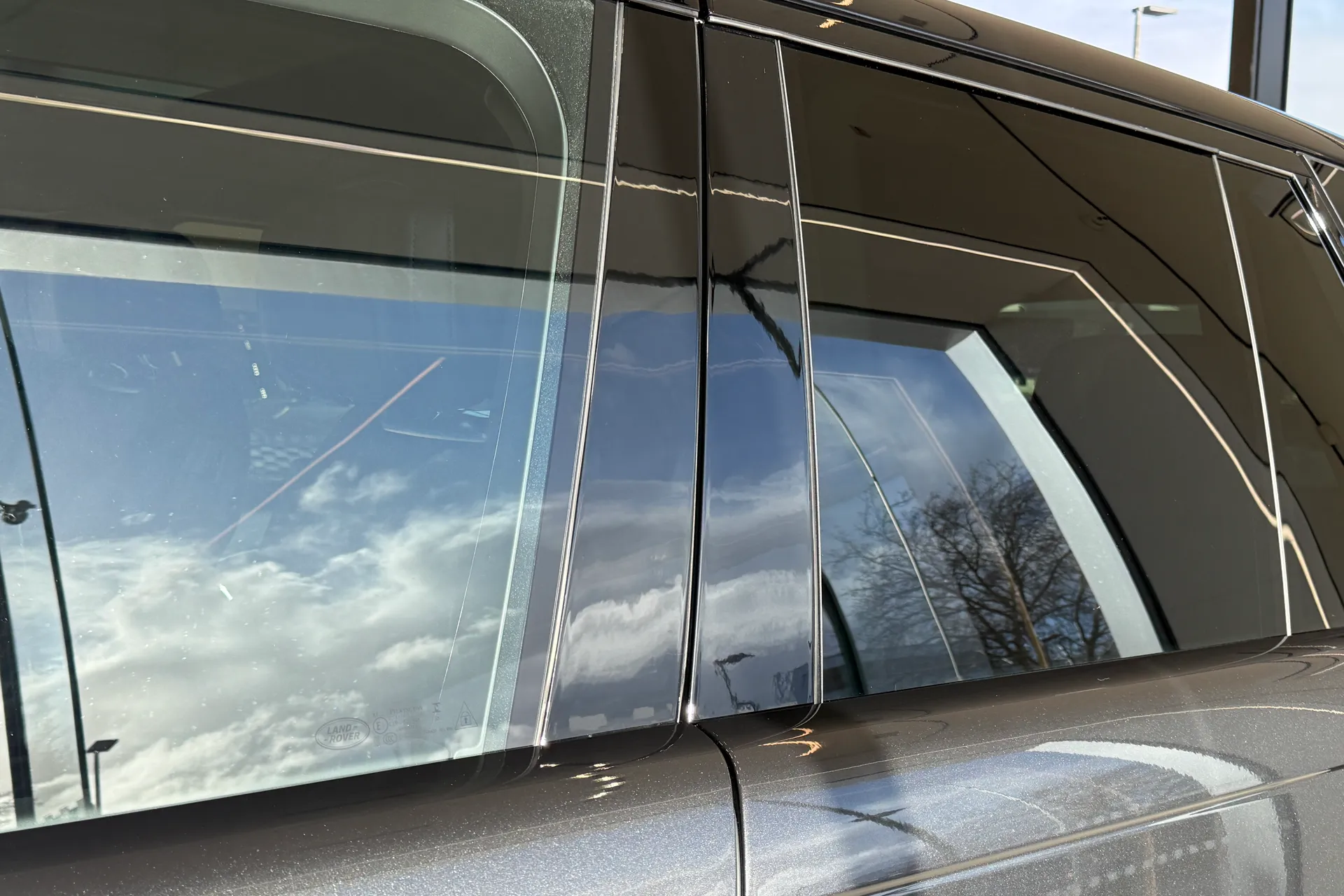 LAND ROVER RANGE ROVER thumbnail image number 23