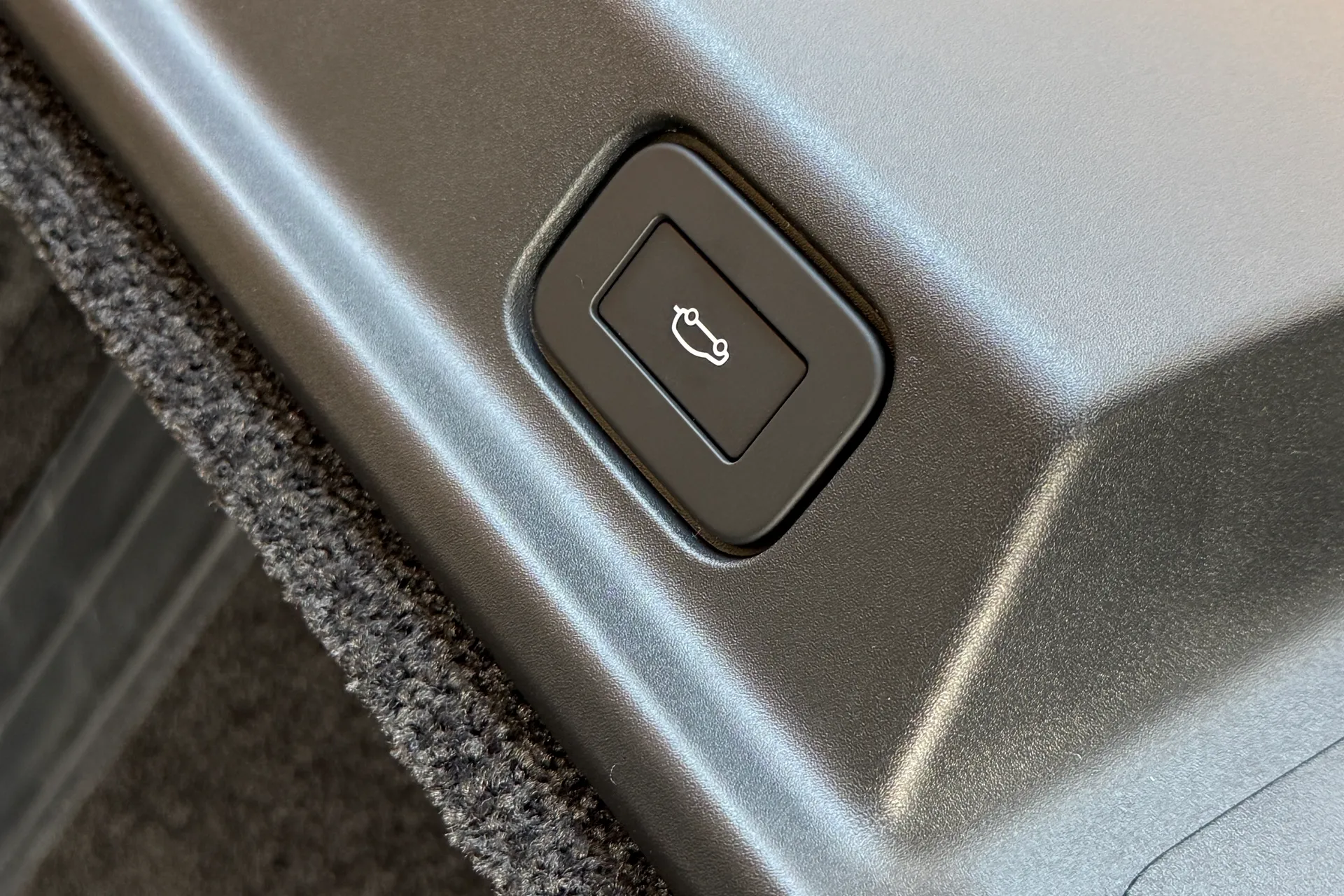 LAND ROVER RANGE ROVER thumbnail image number 35