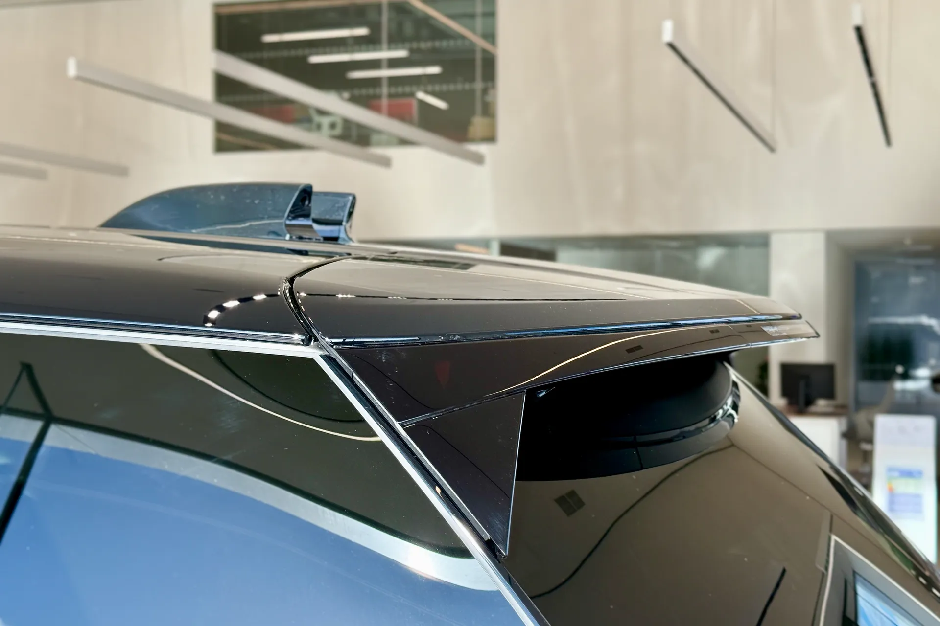 LAND ROVER RANGE ROVER thumbnail image number 21