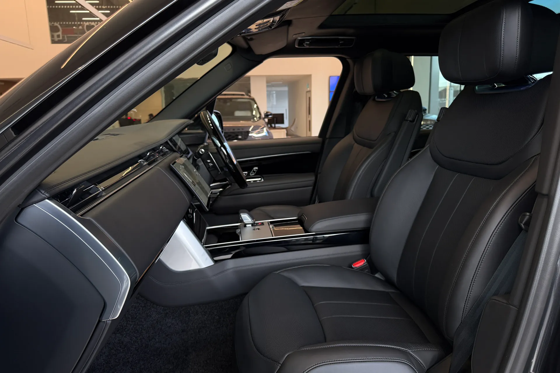 LAND ROVER RANGE ROVER thumbnail image number 55