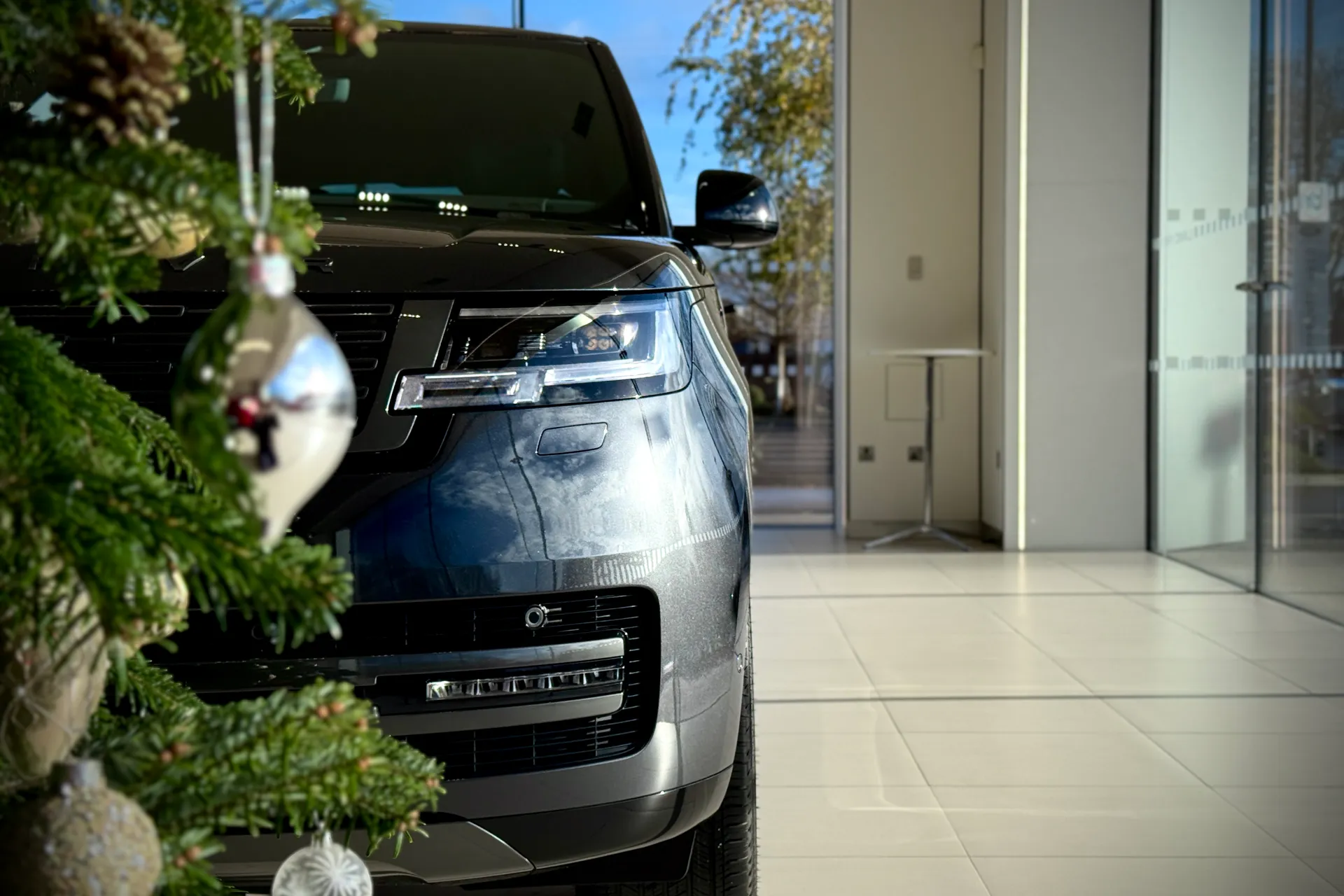 LAND ROVER RANGE ROVER thumbnail image number 10