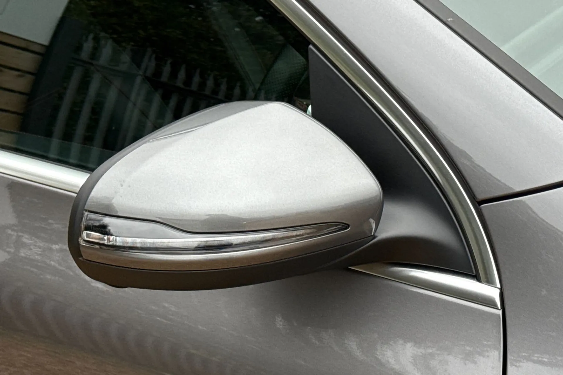 MERCEDES-BENZ GLA thumbnail image number 45