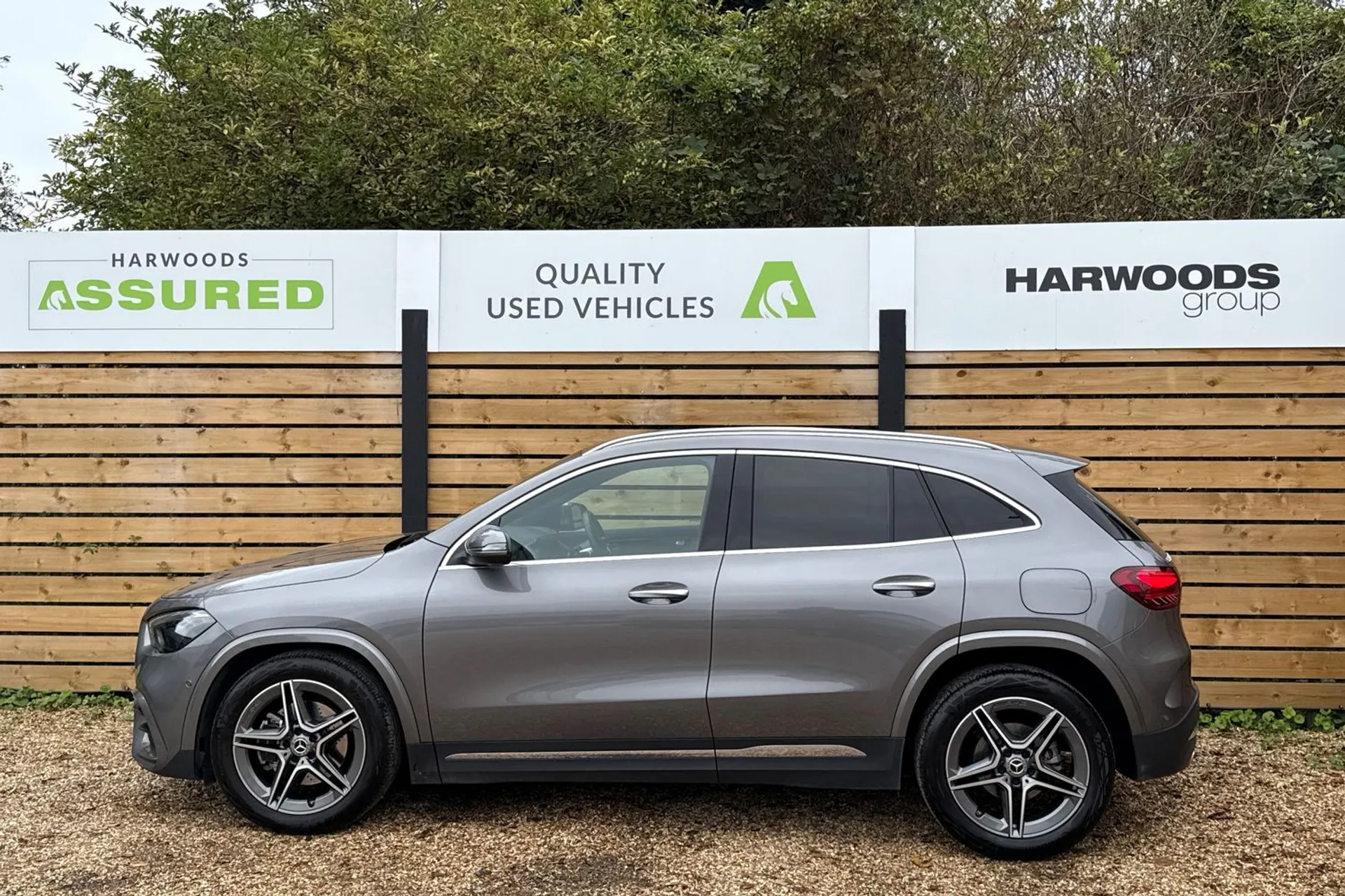 MERCEDES-BENZ GLA thumbnail image number 11