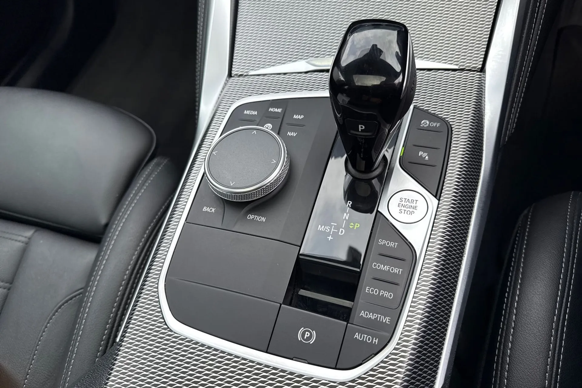 BMW 4 SERIES thumbnail image number 41