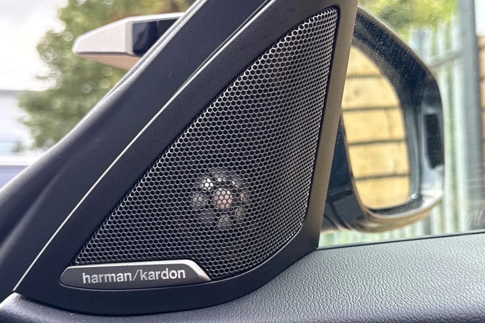 BMW 4 SERIES thumbnail image number 52