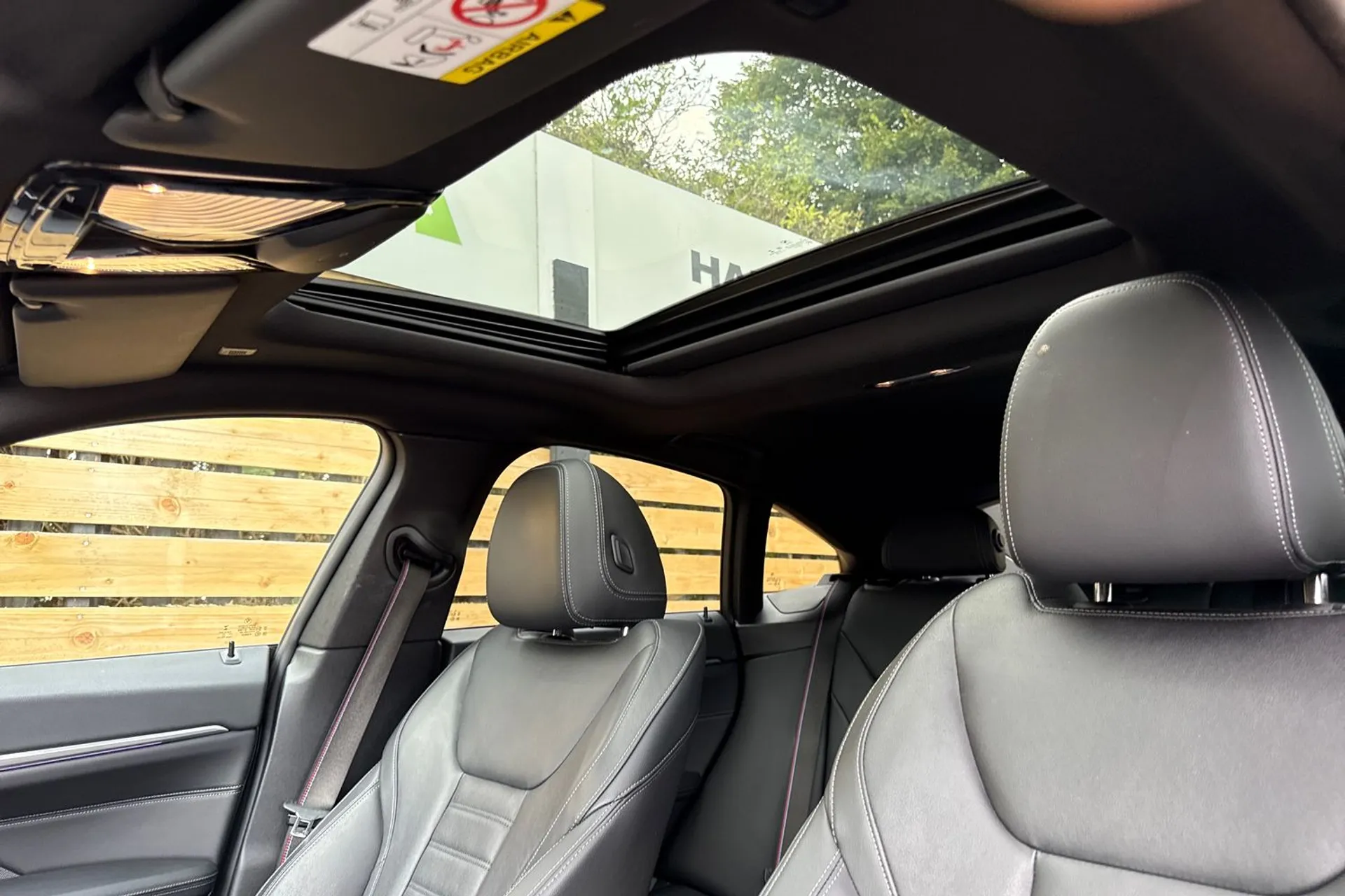 BMW 4 SERIES thumbnail image number 29