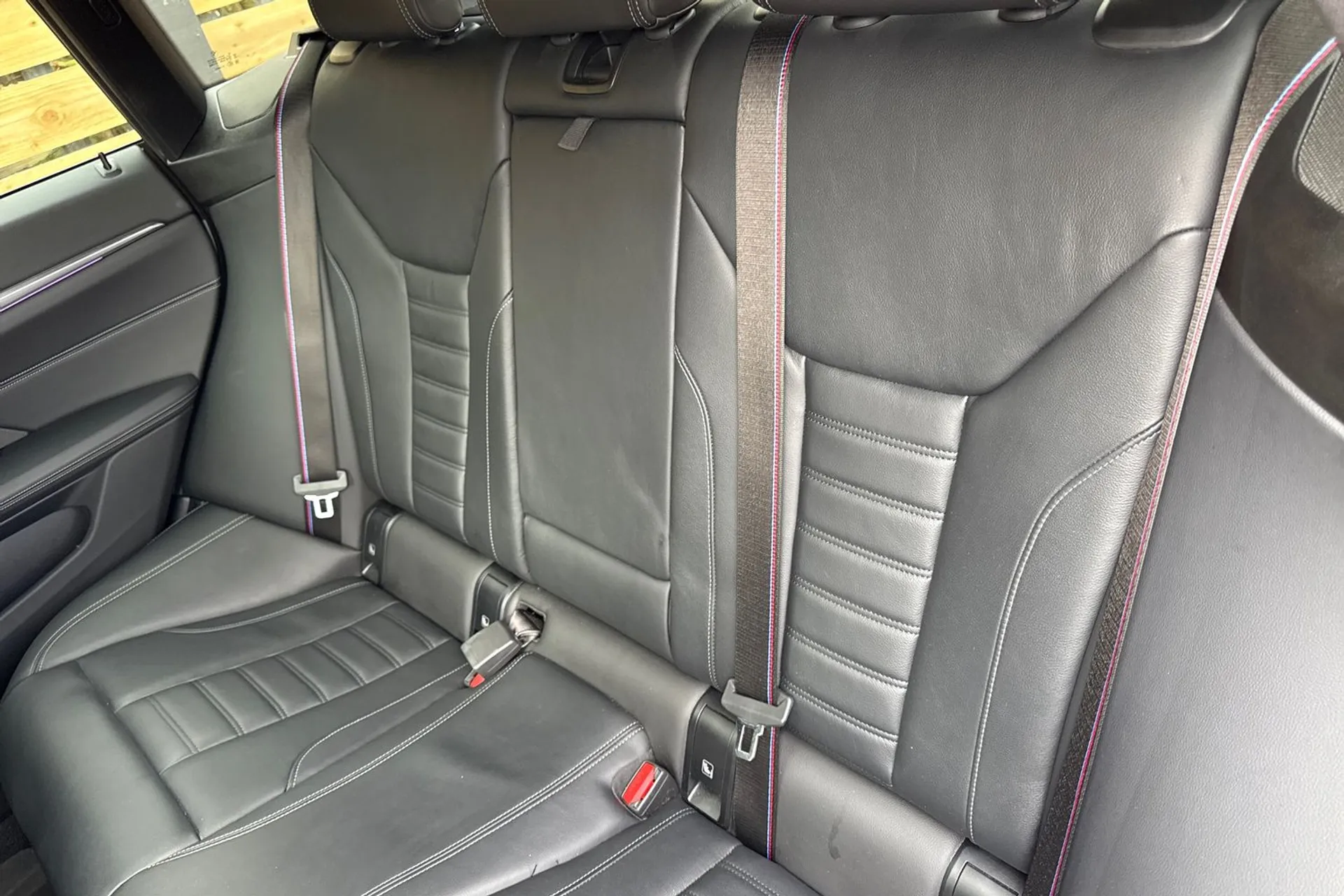 BMW 4 SERIES thumbnail image number 30