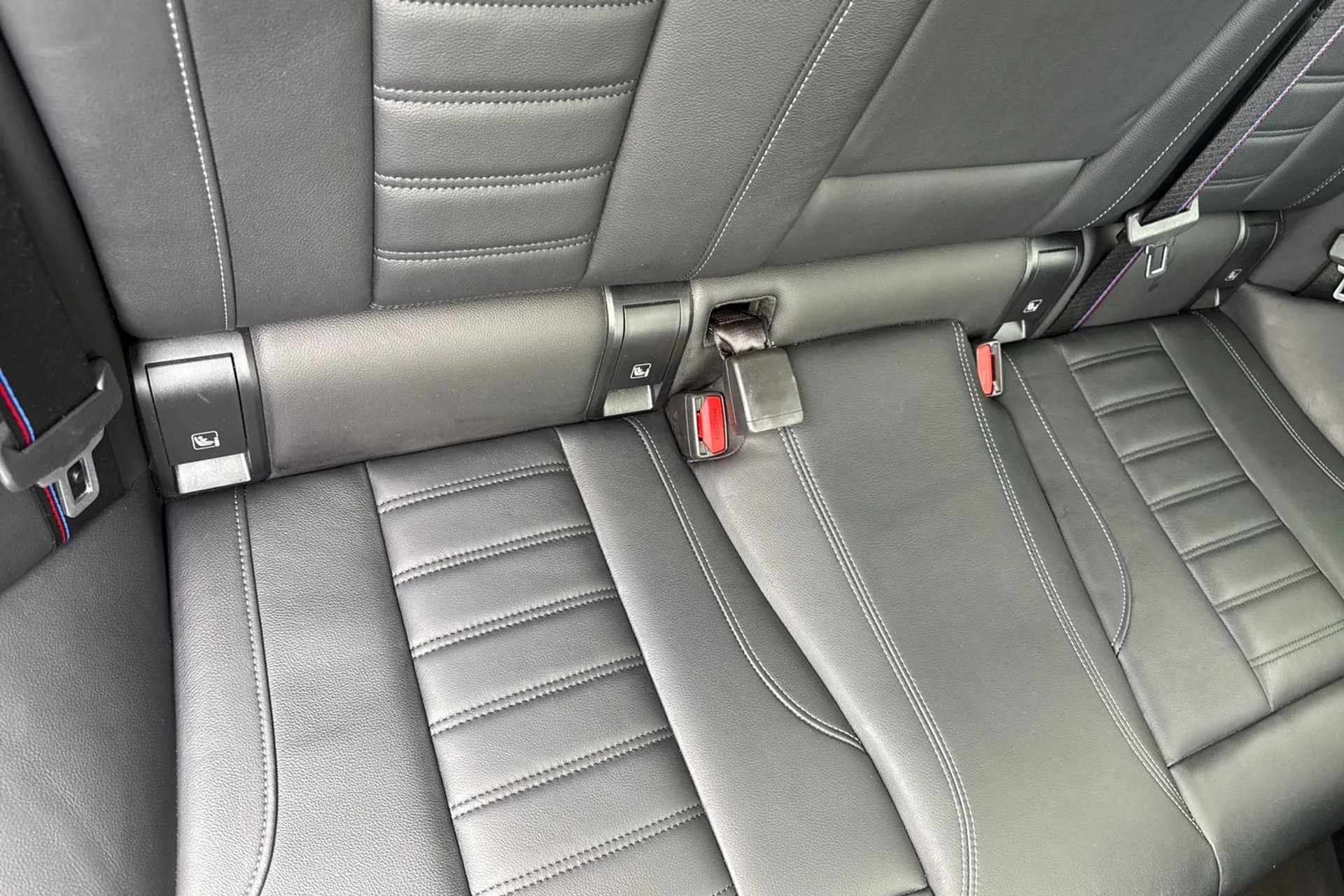 BMW 4 SERIES thumbnail image number 24